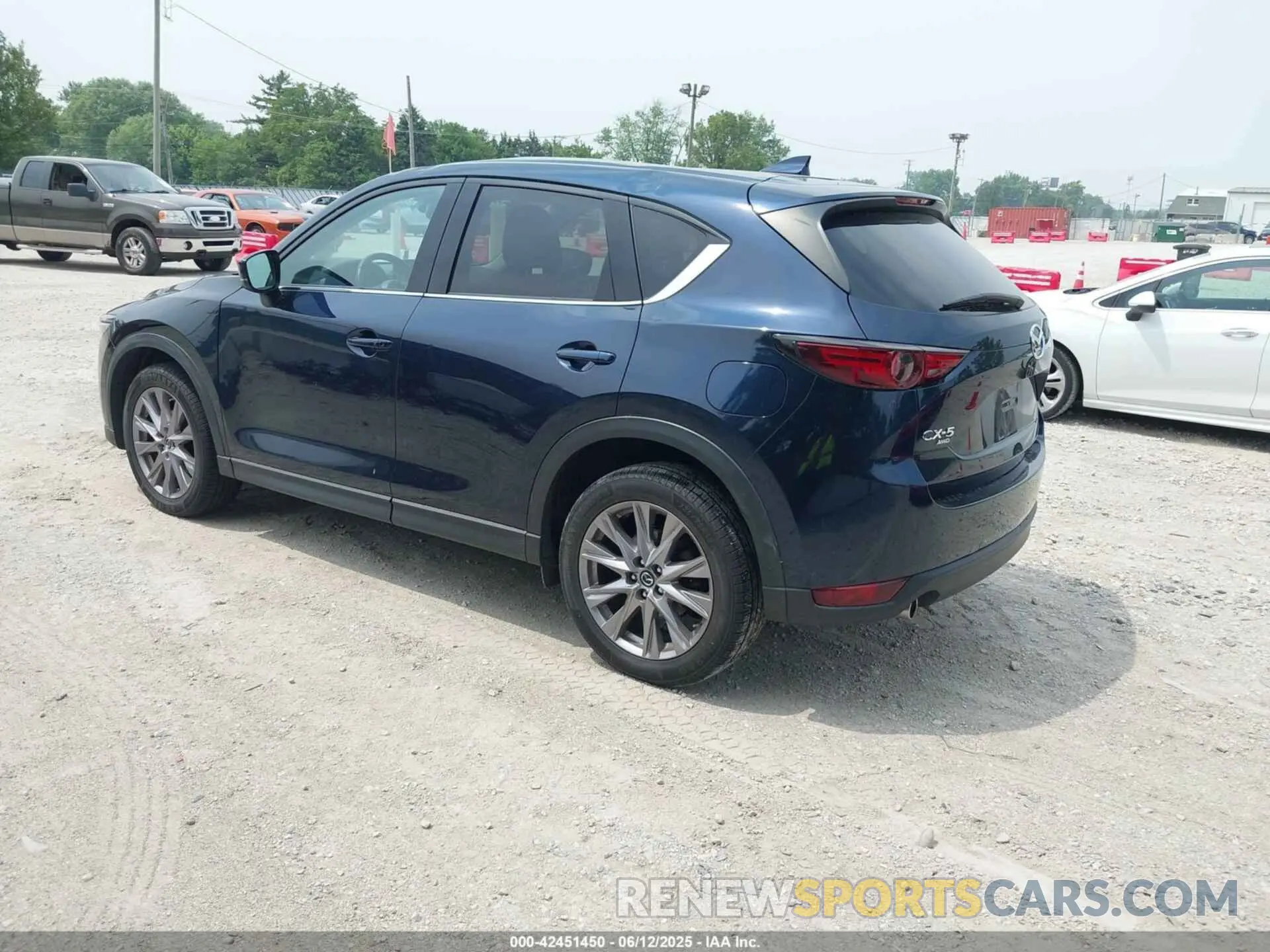 3 Photograph of a damaged car JM3KFBDMXL1742847 MAZDA CX-5 2020