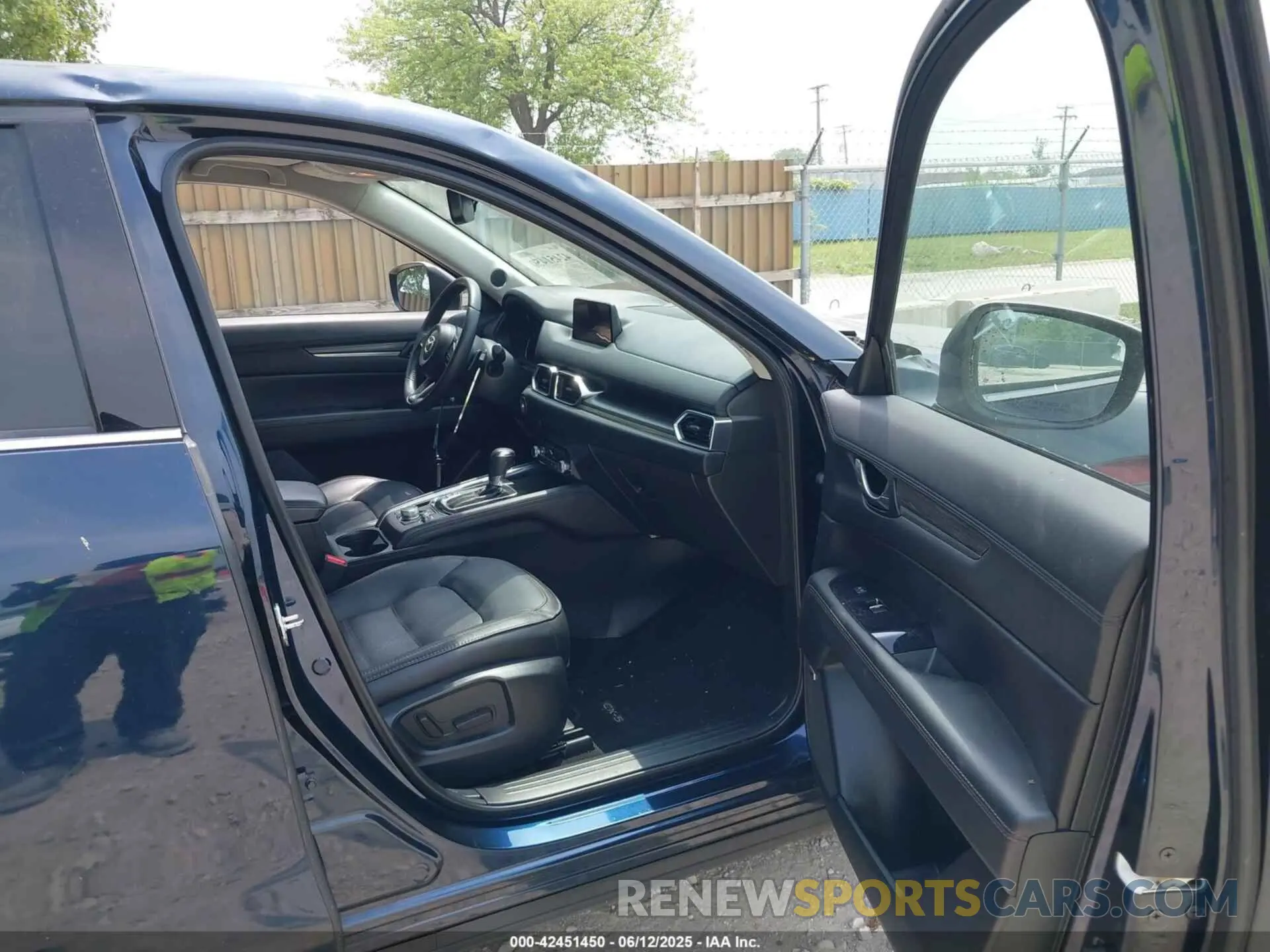 5 Photograph of a damaged car JM3KFBDMXL1742847 MAZDA CX-5 2020