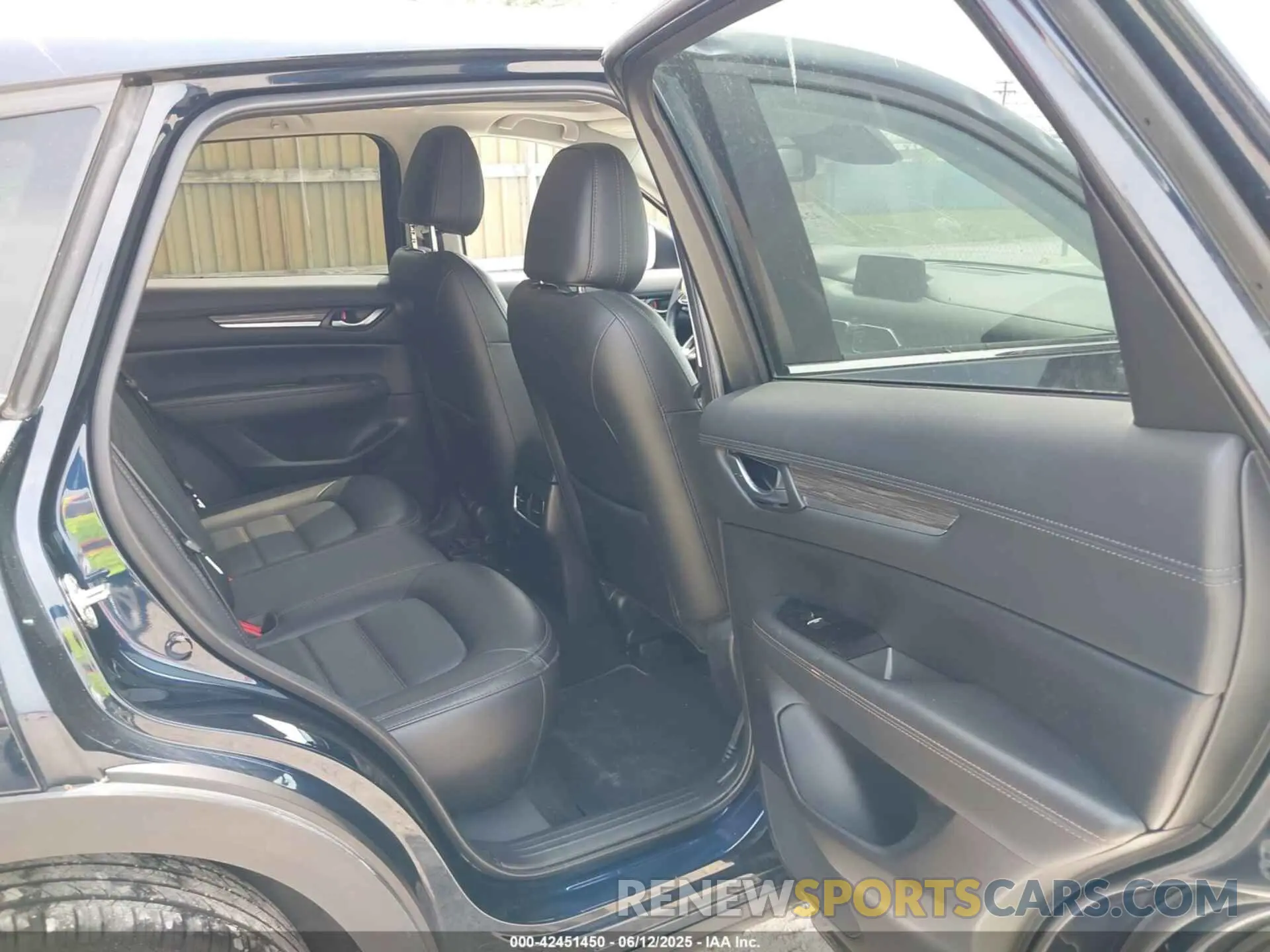 8 Photograph of a damaged car JM3KFBDMXL1742847 MAZDA CX-5 2020
