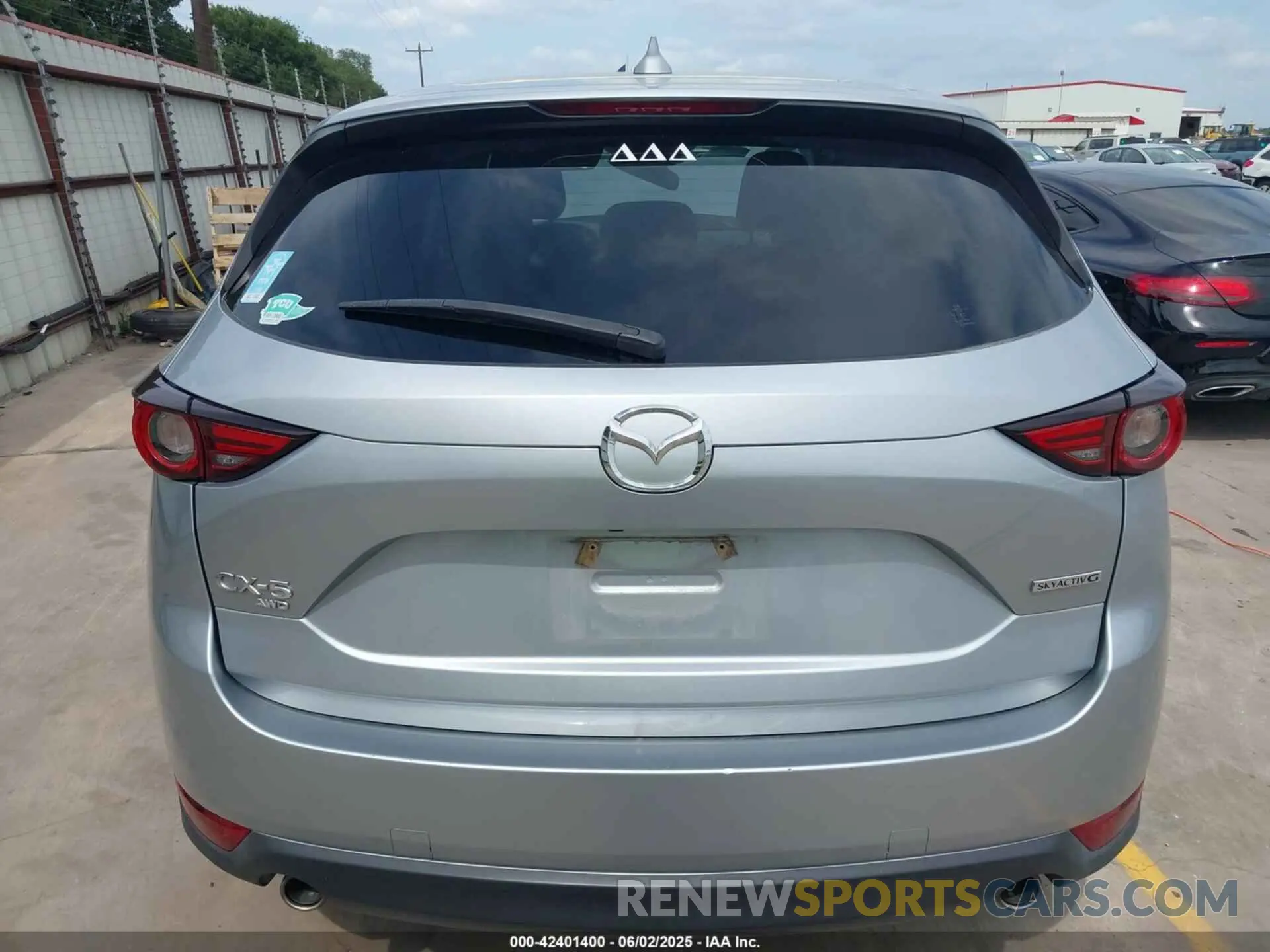 16 Photograph of a damaged car JM3KFBDMXL1809365 MAZDA CX-5 2020