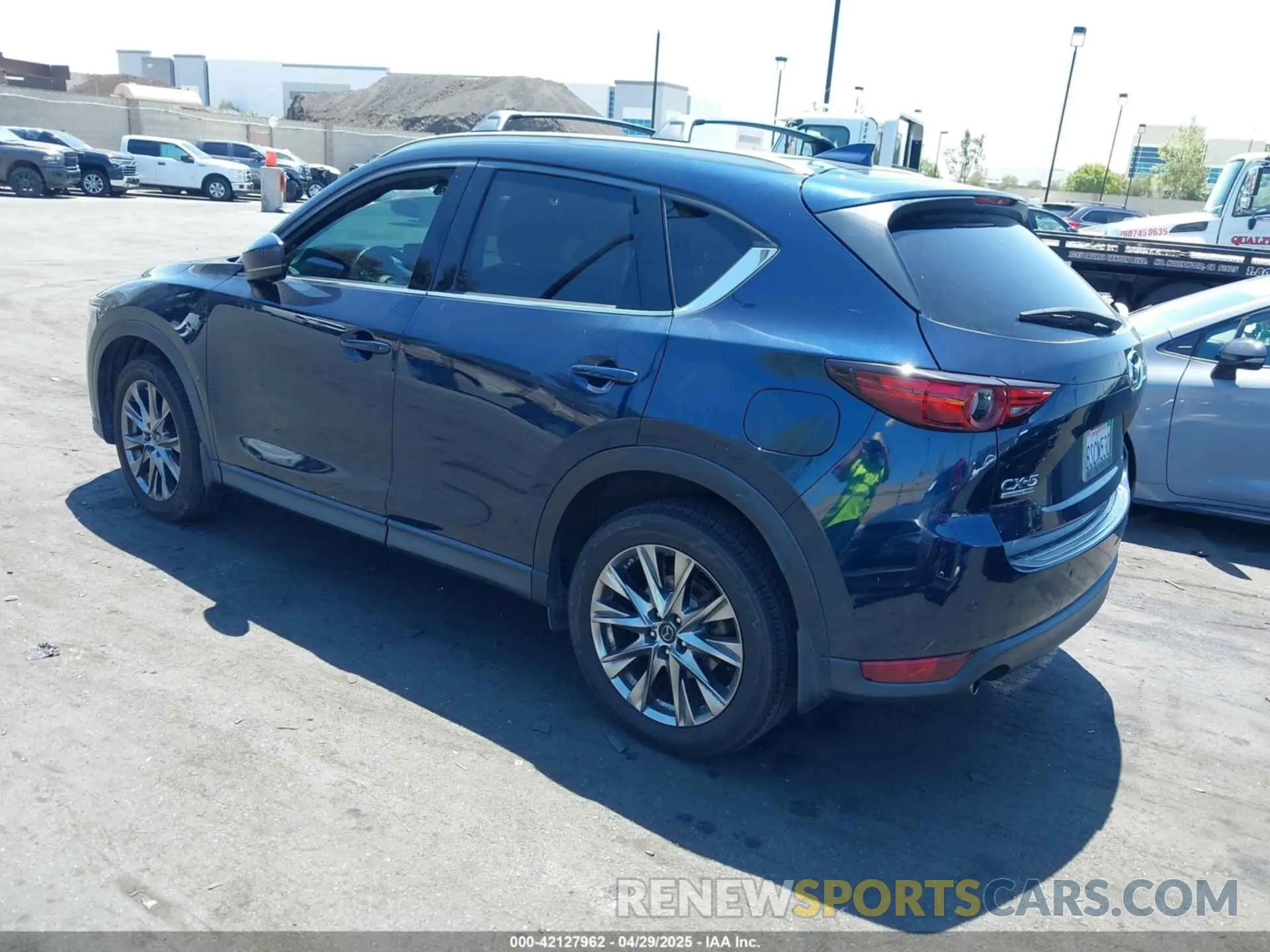 3 Photograph of a damaged car JM3KFBEY3L0747024 MAZDA CX-5 2020