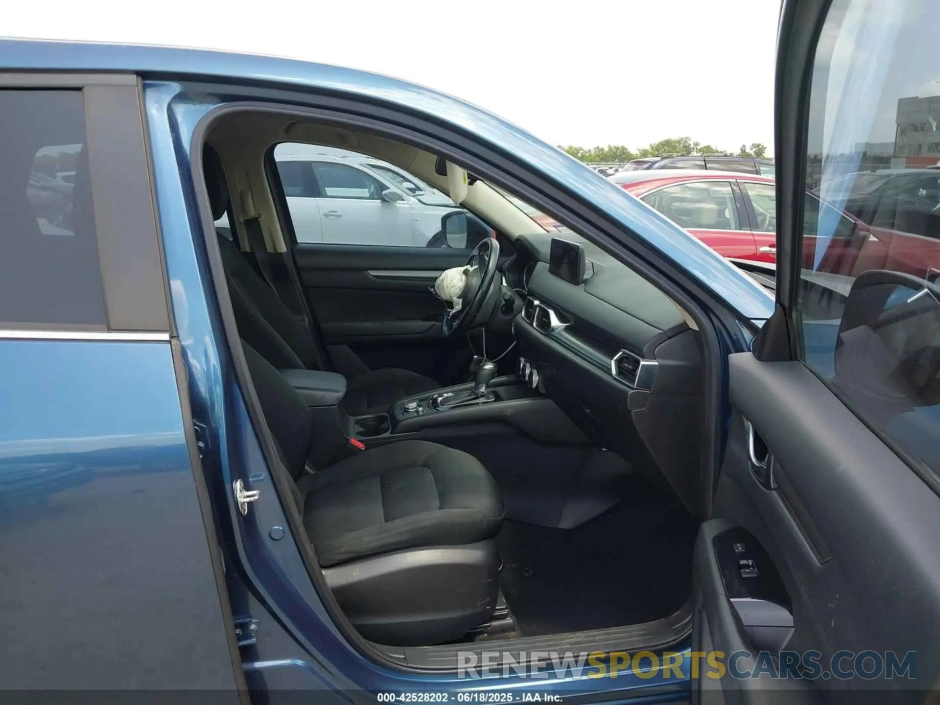 5 Photograph of a damaged car JM3KFABM5M1315946 MAZDA CX-5 2021