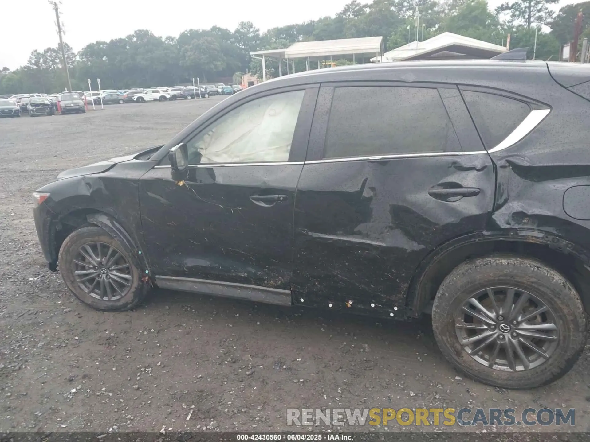 18 Photograph of a damaged car JM3KFACM0M0444391 MAZDA CX-5 2021