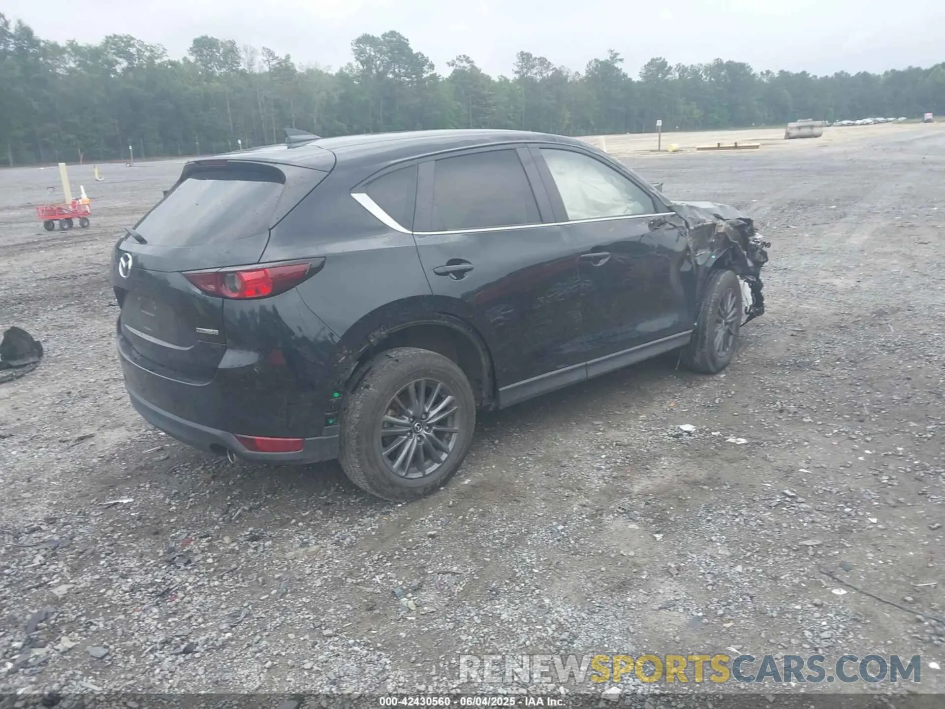 4 Photograph of a damaged car JM3KFACM0M0444391 MAZDA CX-5 2021