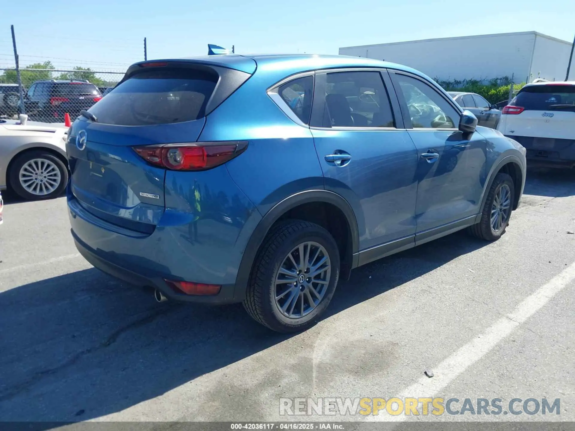 4 Photograph of a damaged car JM3KFACM1M0460101 MAZDA CX-5 2021