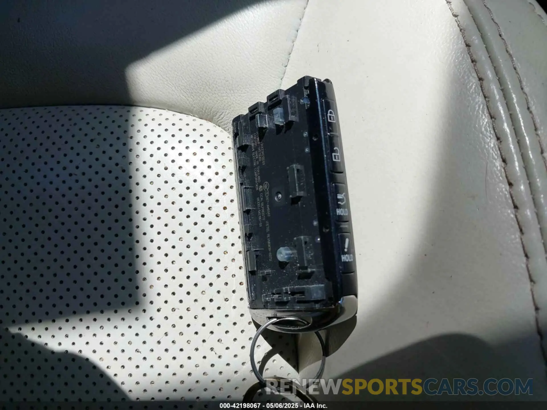 11 Photograph of a damaged car JM3KFACM2M0352165 MAZDA CX-5 2021