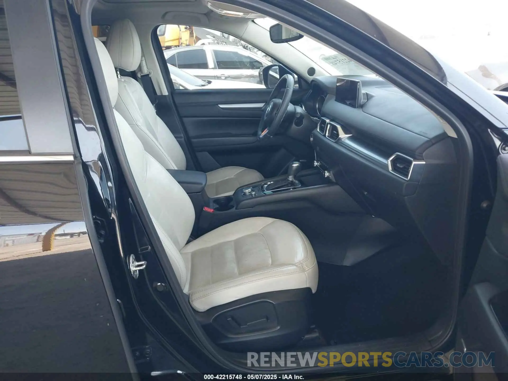 5 Photograph of a damaged car JM3KFACM2M0418570 MAZDA CX-5 2021