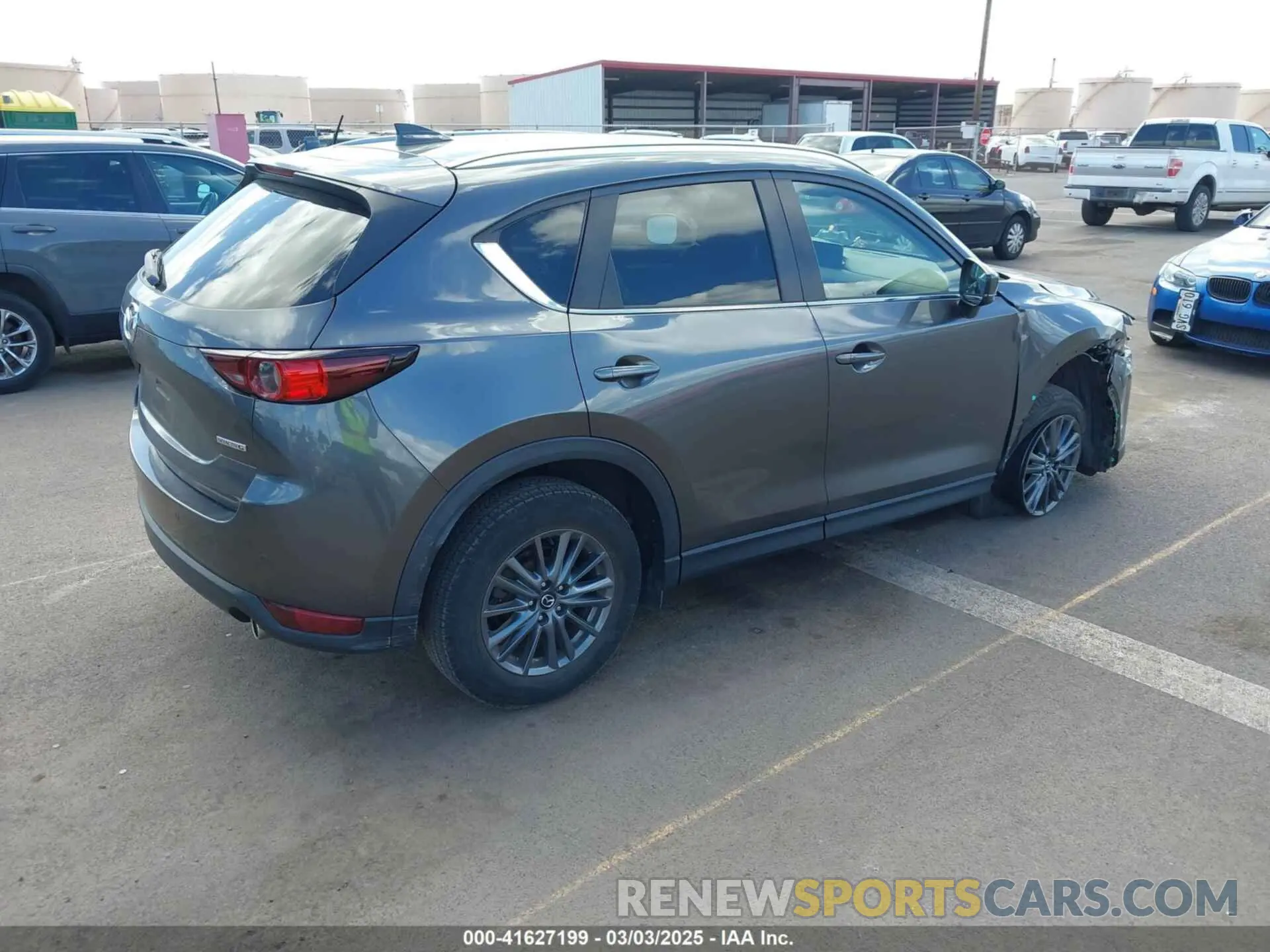 4 Photograph of a damaged car JM3KFACM2M1348305 MAZDA CX-5 2021