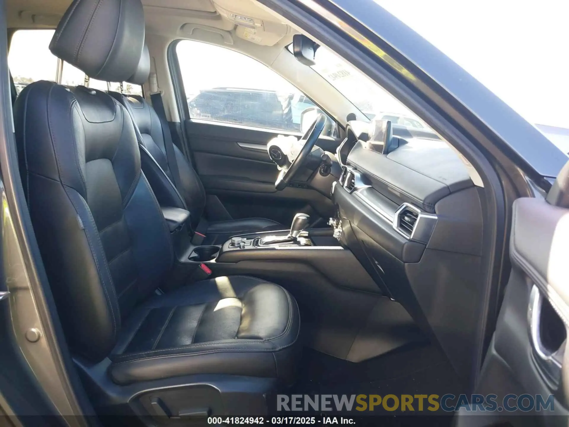 5 Photograph of a damaged car JM3KFACM3M0381366 MAZDA CX-5 2021