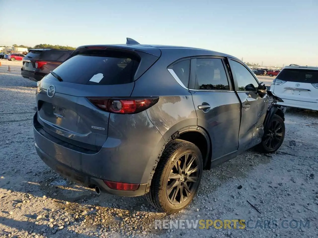 3 Photograph of a damaged car JM3KFACM3M0387734 MAZDA CX-5 2021
