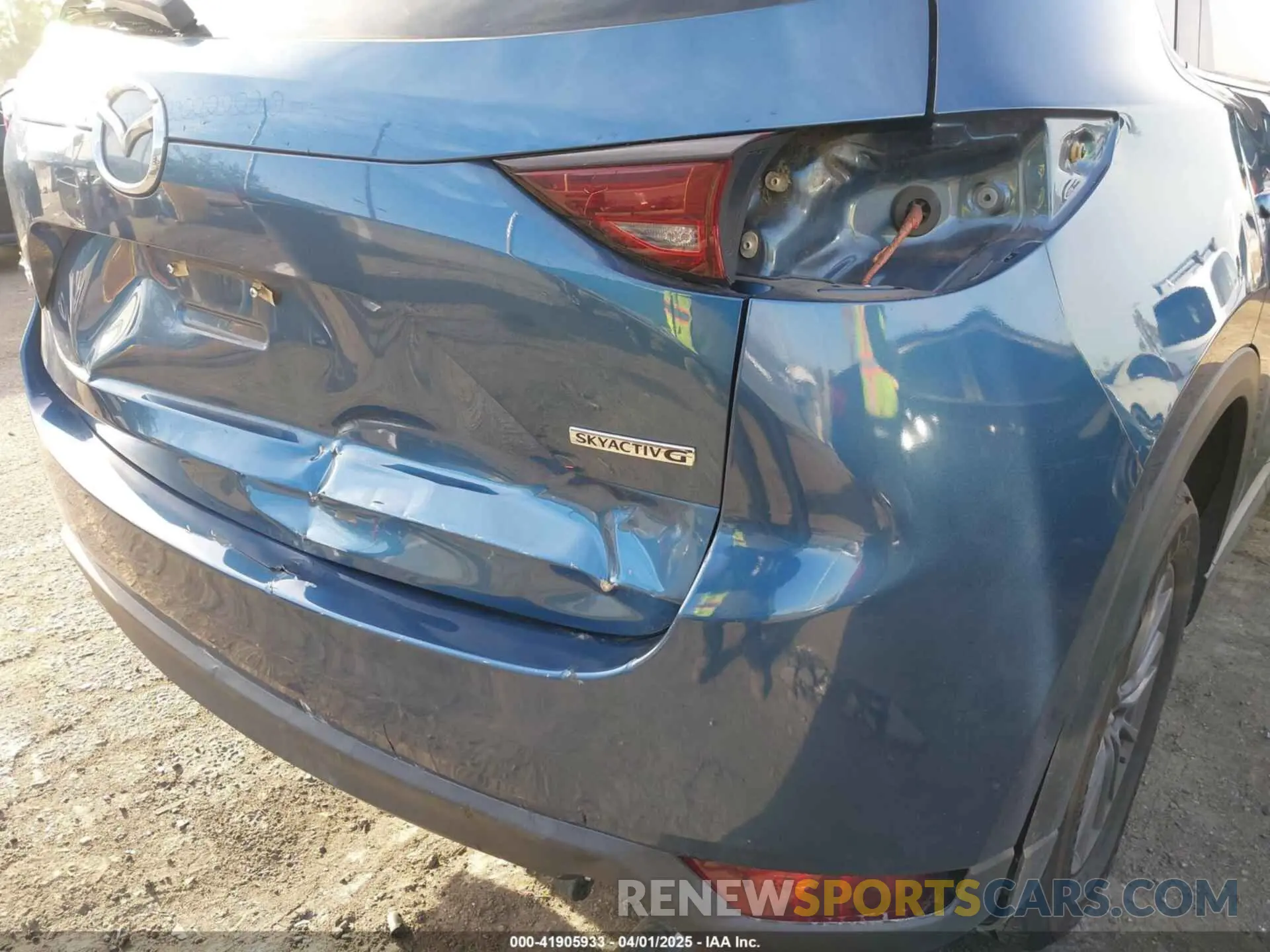 6 Photograph of a damaged car JM3KFACM5M0332718 MAZDA CX-5 2021