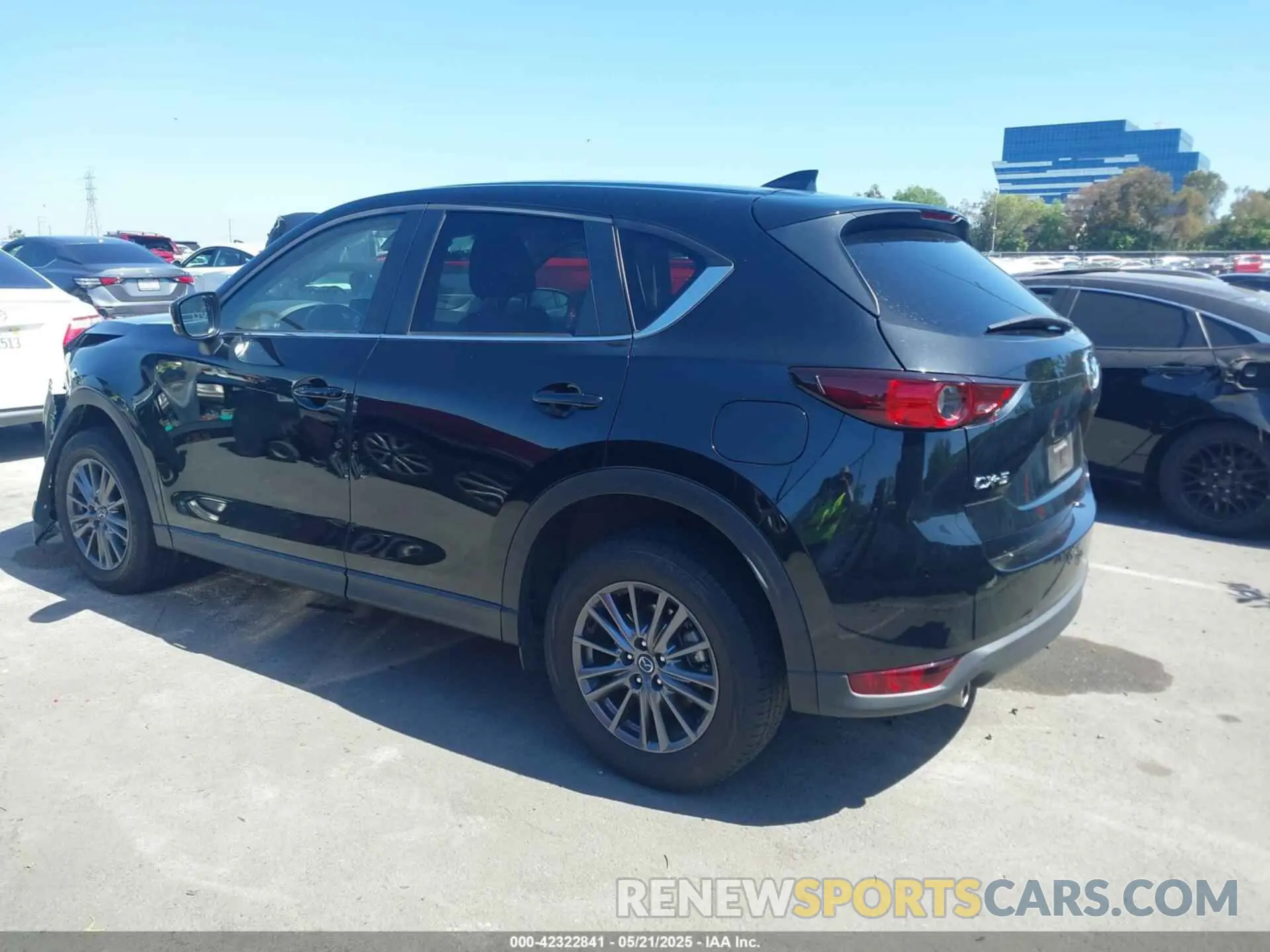 3 Photograph of a damaged car JM3KFACM6M0350192 MAZDA CX-5 2021