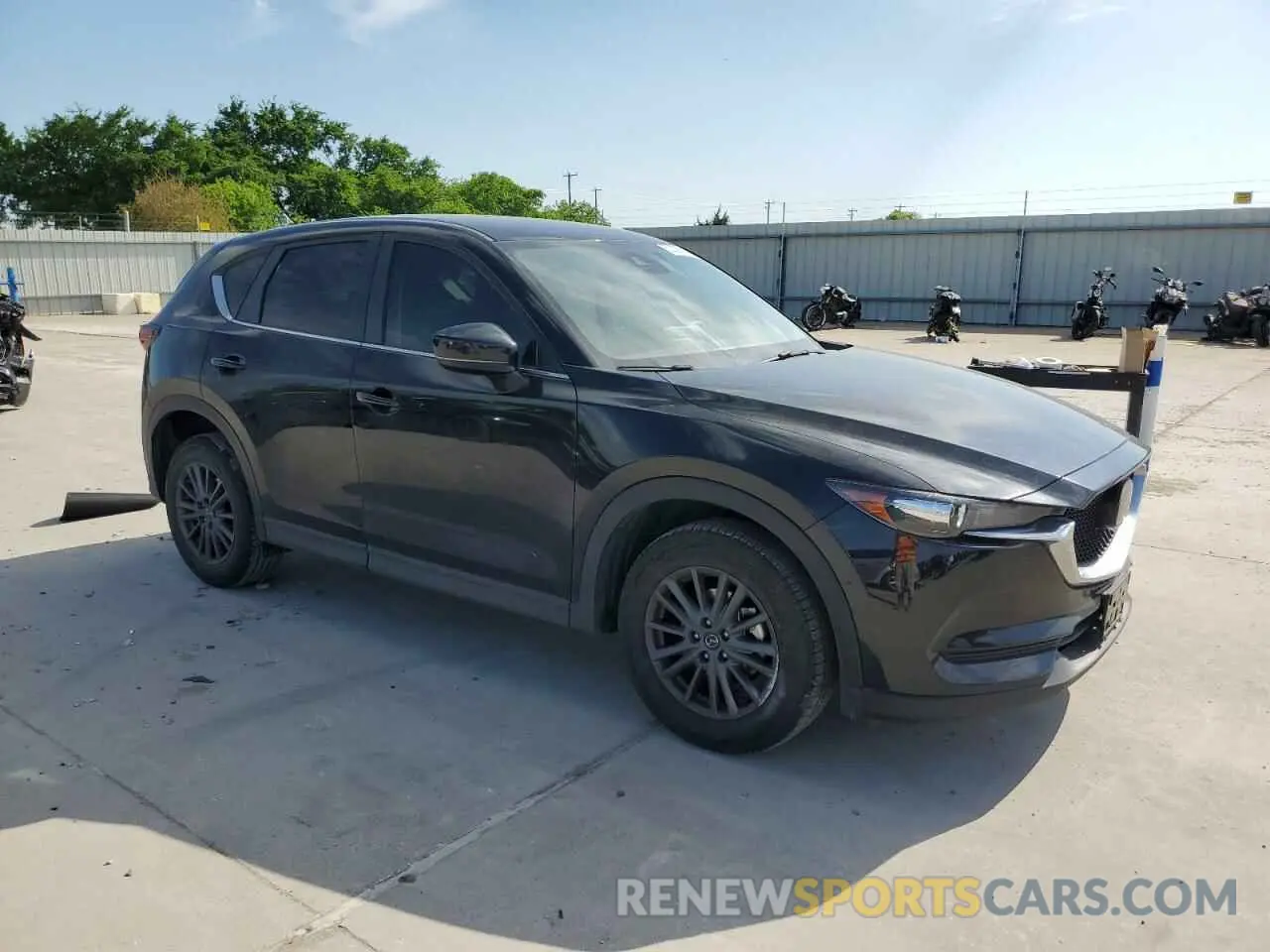 4 Photograph of a damaged car JM3KFACM8M0312897 MAZDA CX-5 2021
