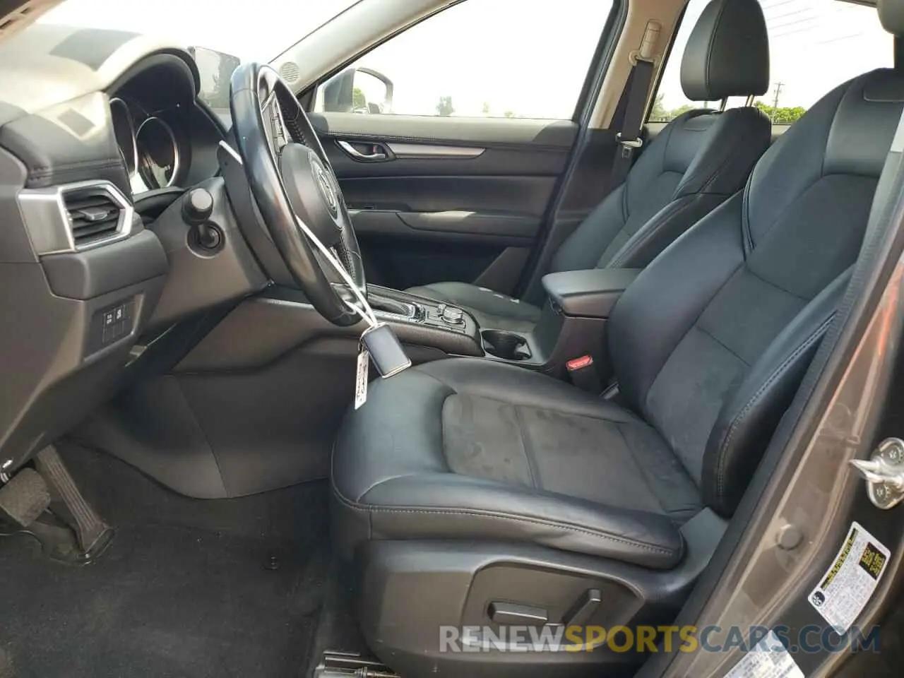 7 Photograph of a damaged car JM3KFACM8M0444638 MAZDA CX-5 2021