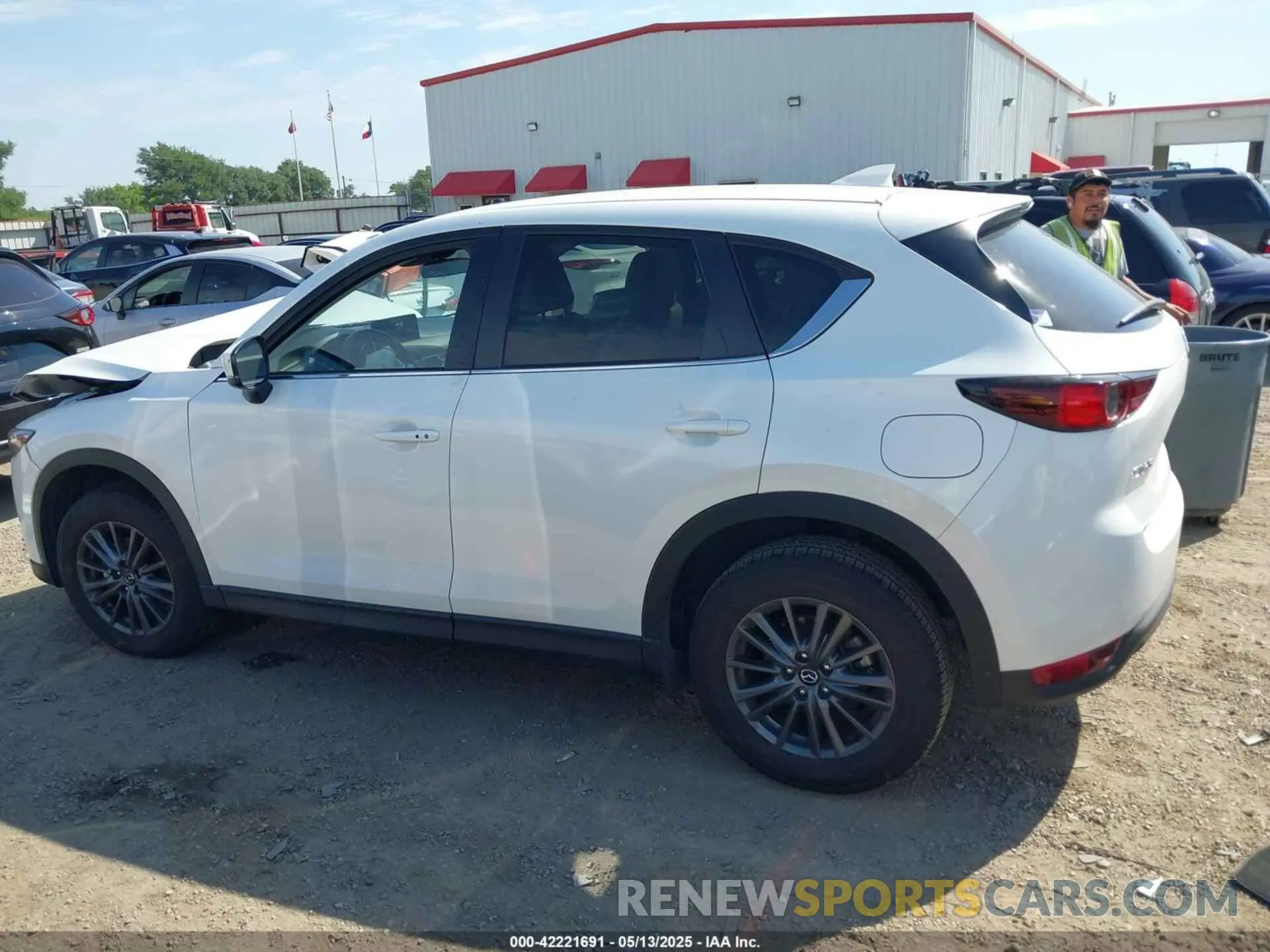 14 Photograph of a damaged car JM3KFACM8M0461875 MAZDA CX-5 2021
