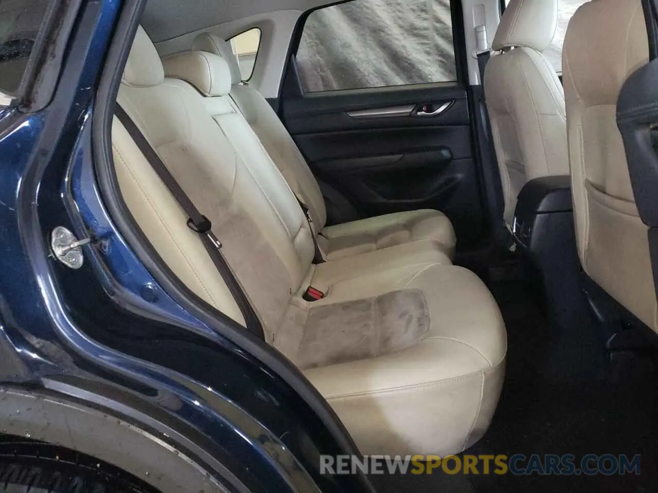 11 Photograph of a damaged car JM3KFACM9M0325383 MAZDA CX-5 2021