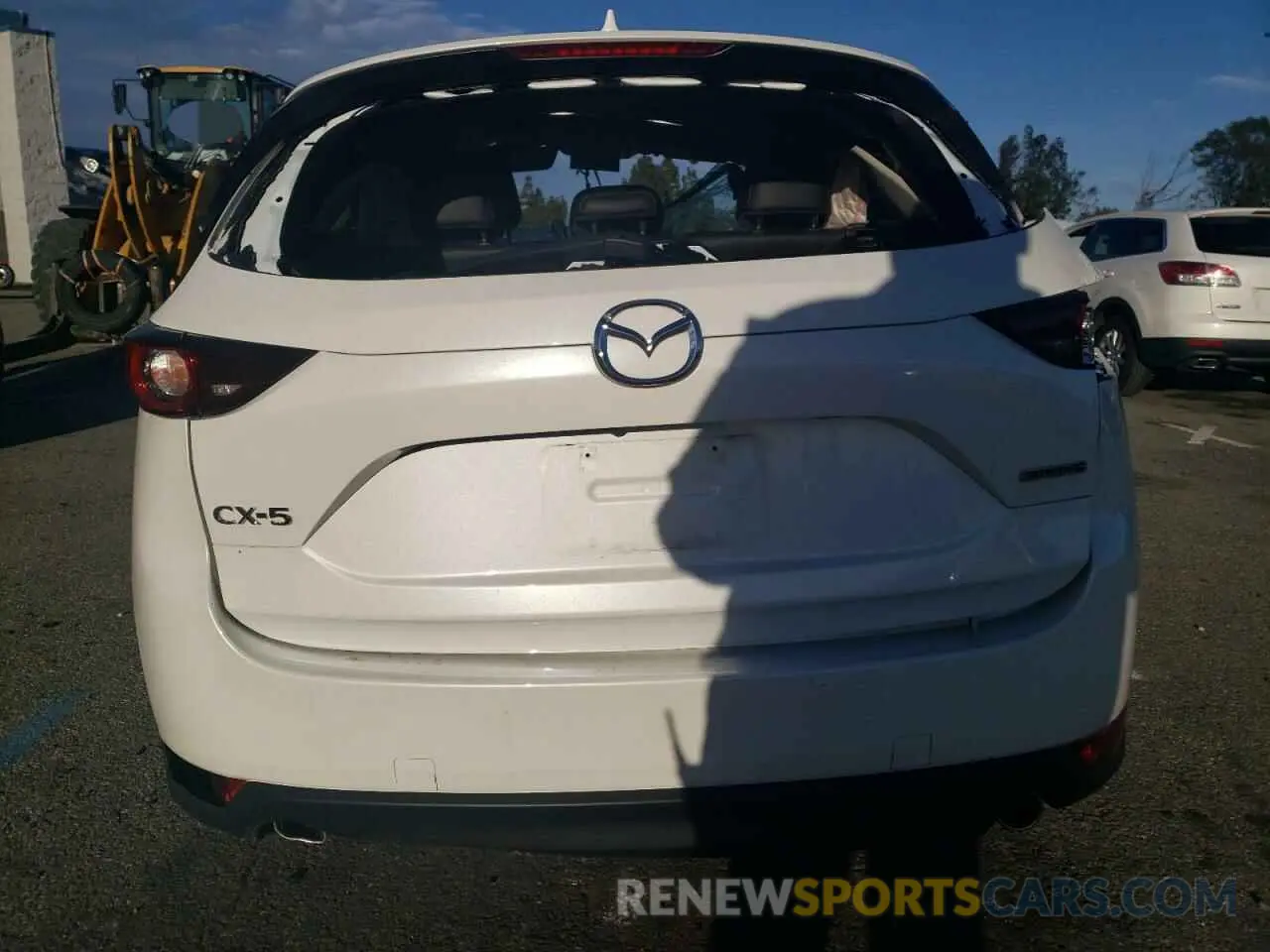 6 Photograph of a damaged car JM3KFACM9M0386409 MAZDA CX-5 2021