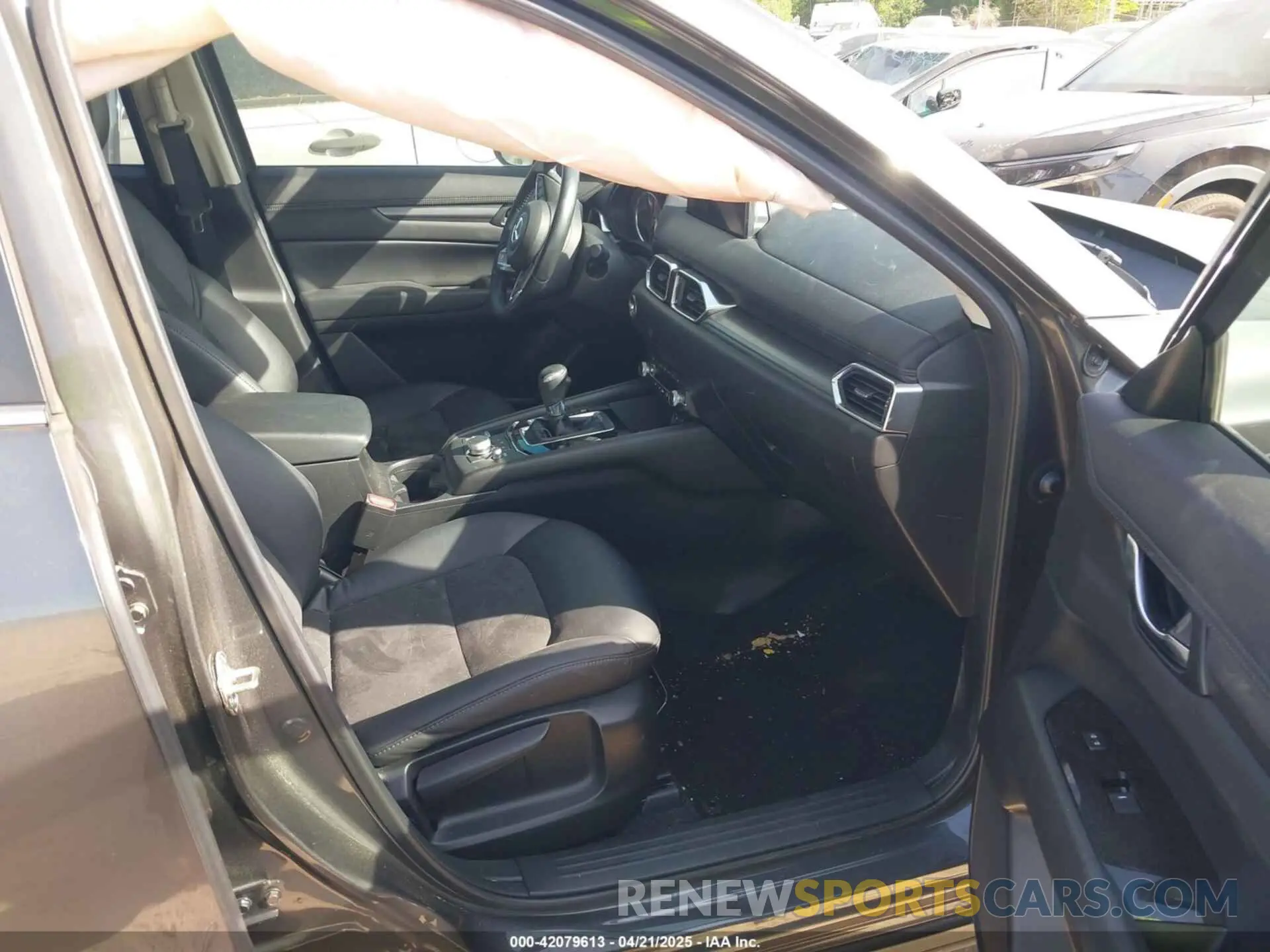5 Photograph of a damaged car JM3KFACM9M0400664 MAZDA CX-5 2021