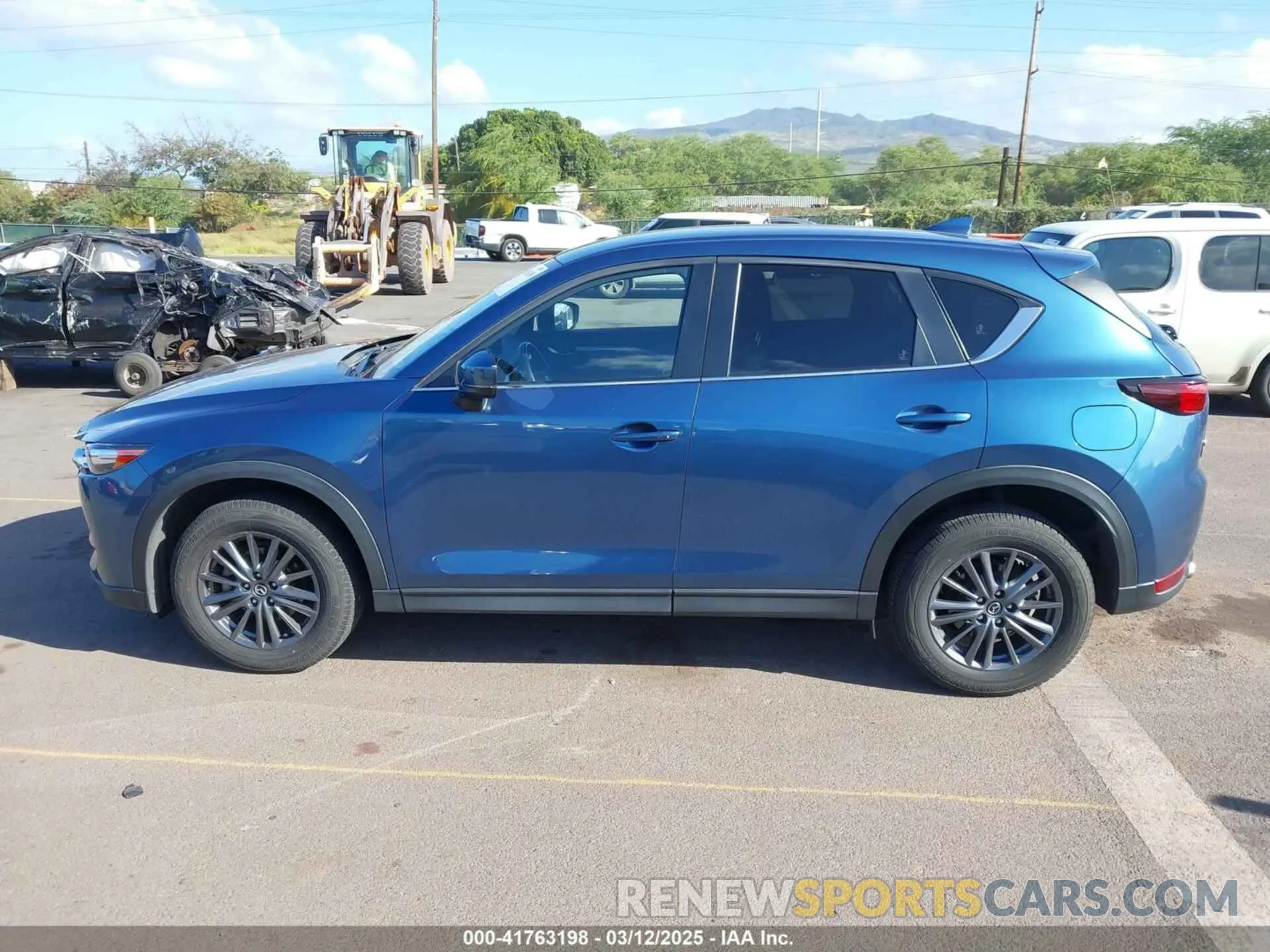 14 Photograph of a damaged car JM3KFACM9M0442946 MAZDA CX-5 2021