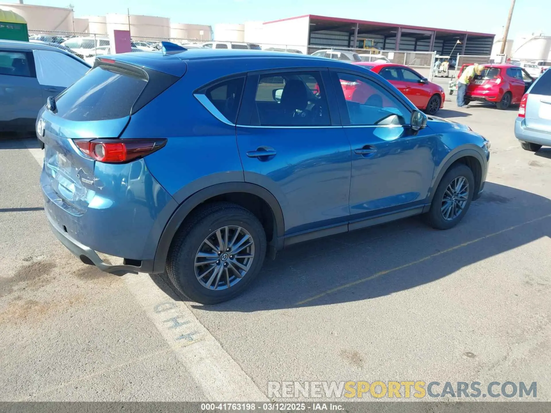 4 Photograph of a damaged car JM3KFACM9M0442946 MAZDA CX-5 2021