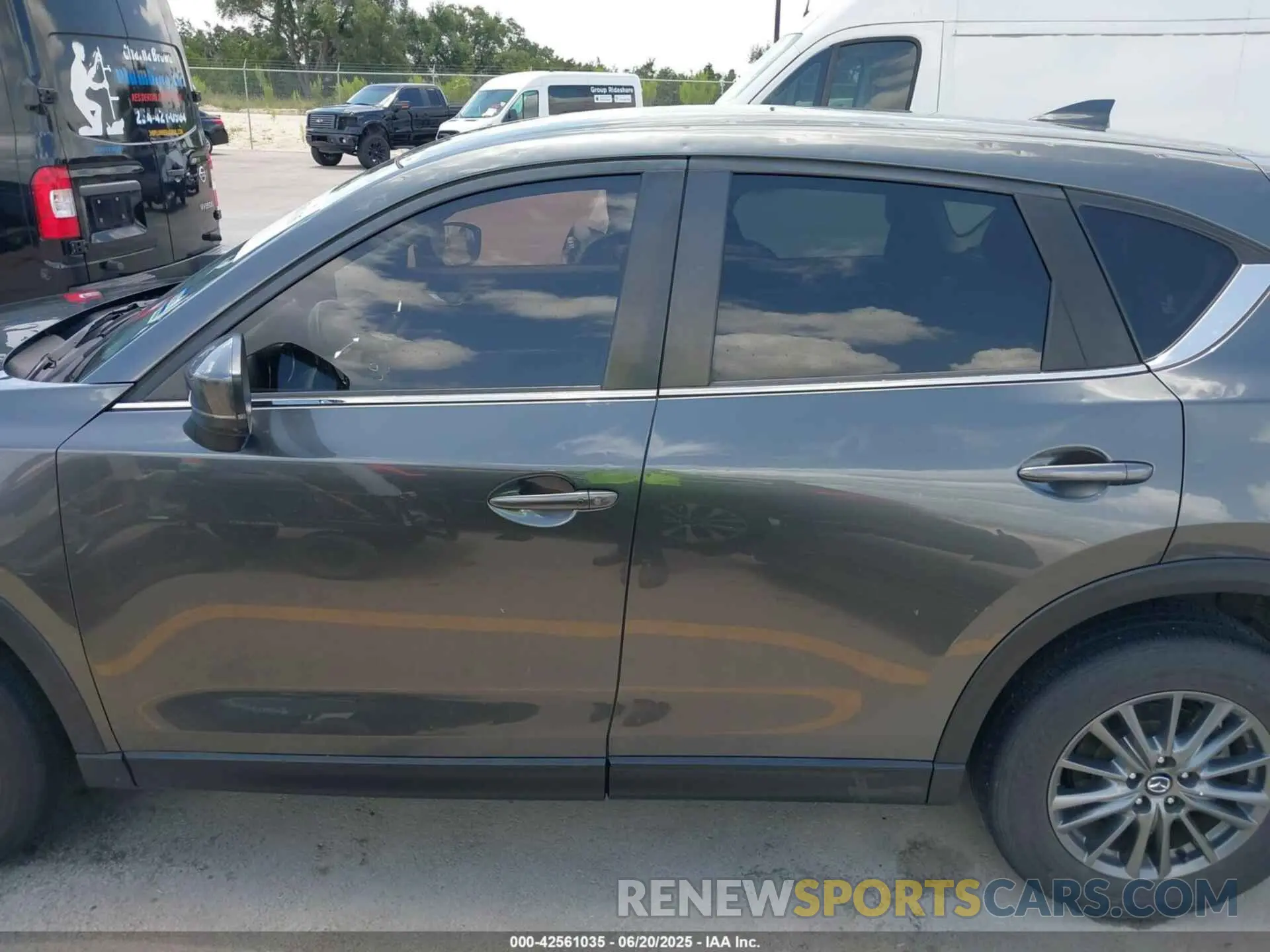 14 Photograph of a damaged car JM3KFACMXM0332701 MAZDA CX-5 2021