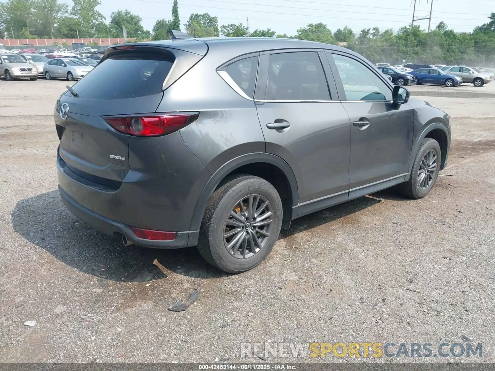 4 Photograph of a damaged car JM3KFACMXM1333664 MAZDA CX-5 2021