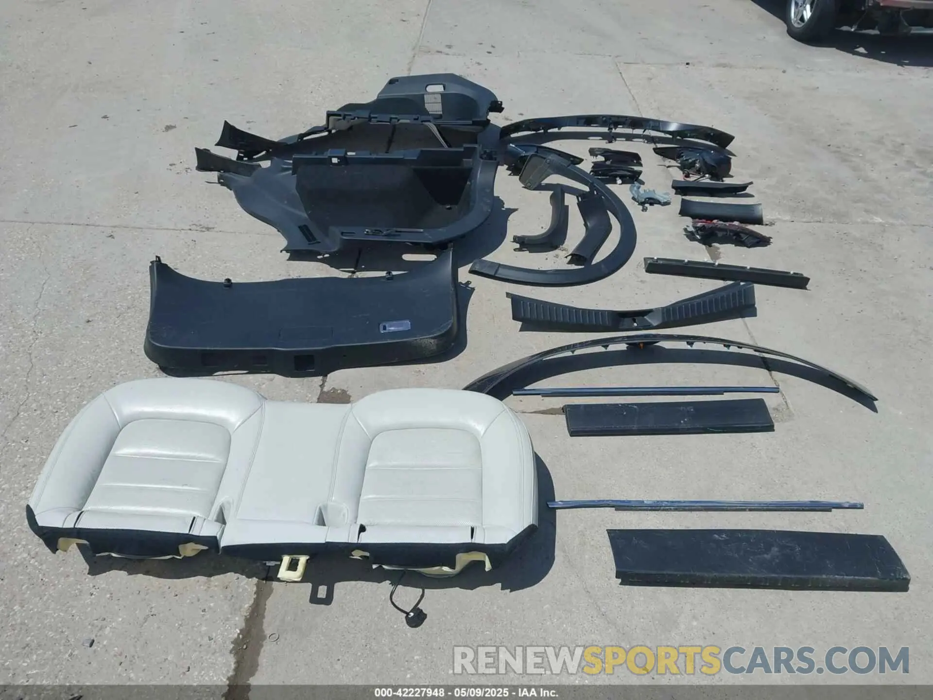 12 Photograph of a damaged car JM3KFACMXM1374733 MAZDA CX-5 2021