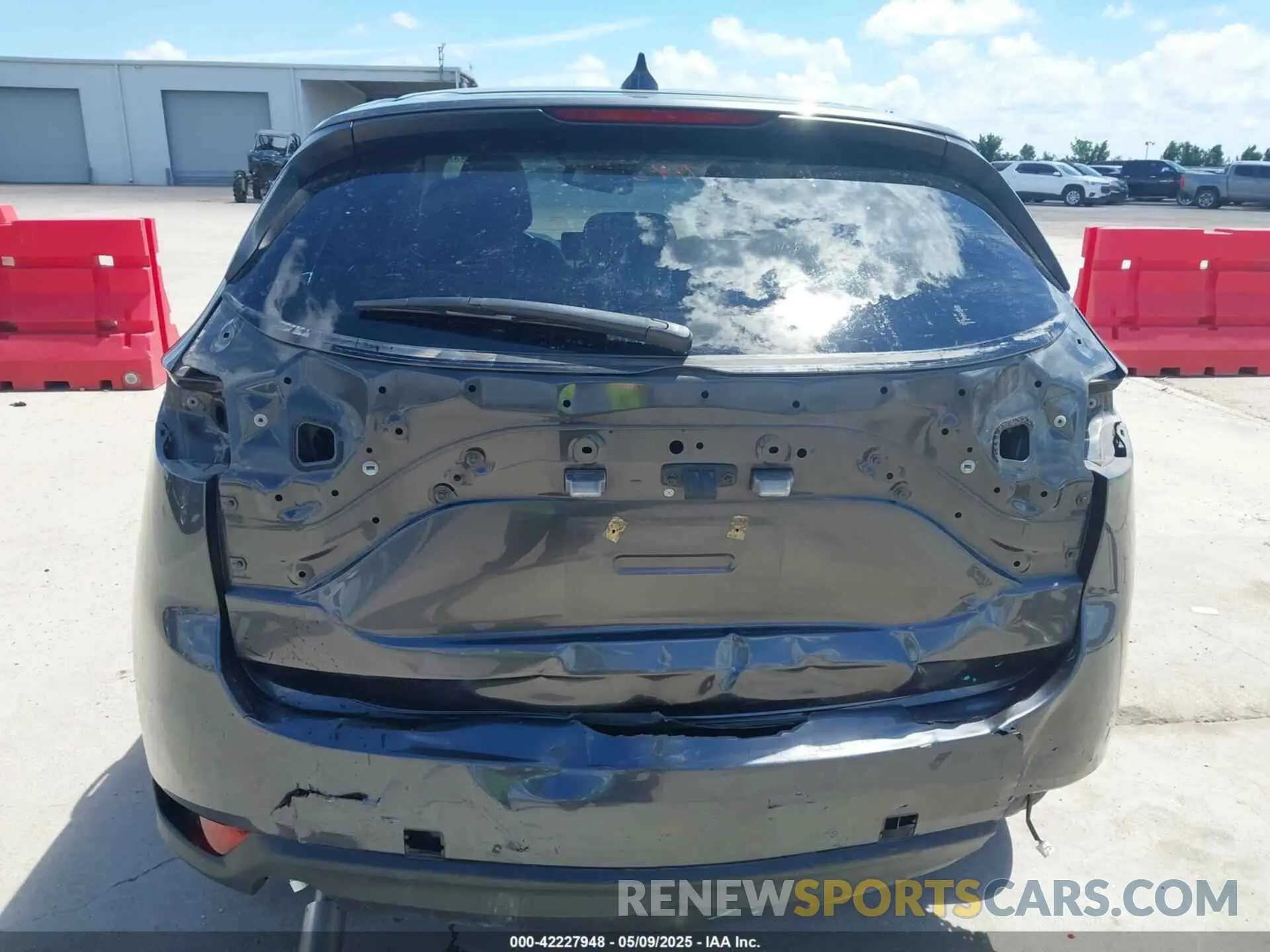 6 Photograph of a damaged car JM3KFACMXM1374733 MAZDA CX-5 2021