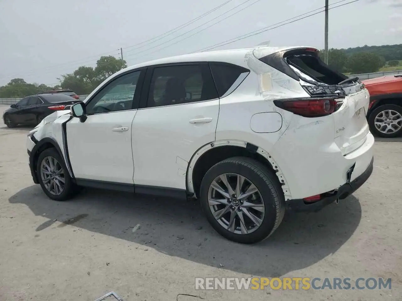 2 Photograph of a damaged car JM3KFADM2M0490481 MAZDA CX-5 2021