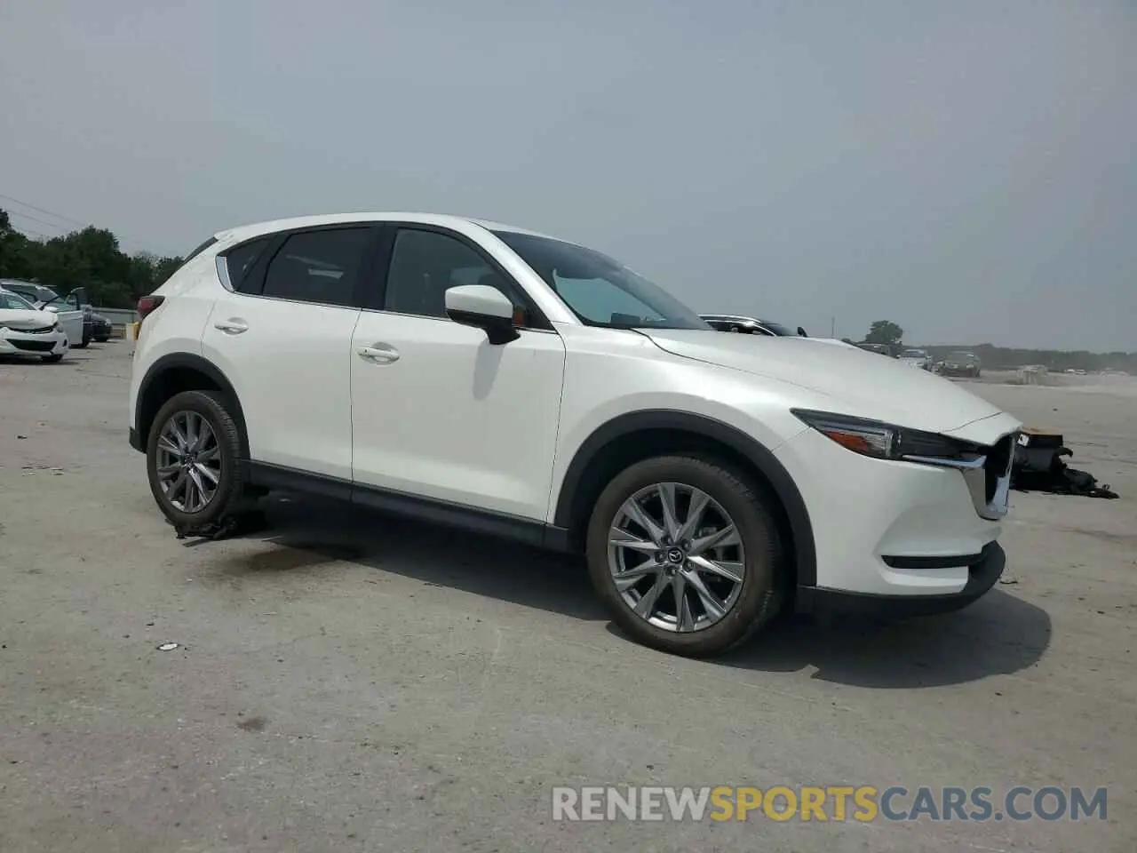 4 Photograph of a damaged car JM3KFADM2M0490481 MAZDA CX-5 2021