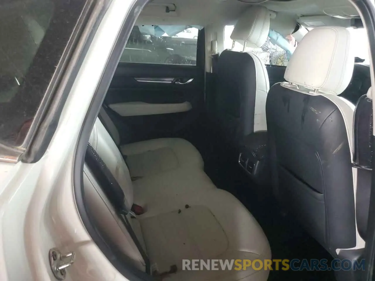 11 Photograph of a damaged car JM3KFADM3M1317479 MAZDA CX-5 2021