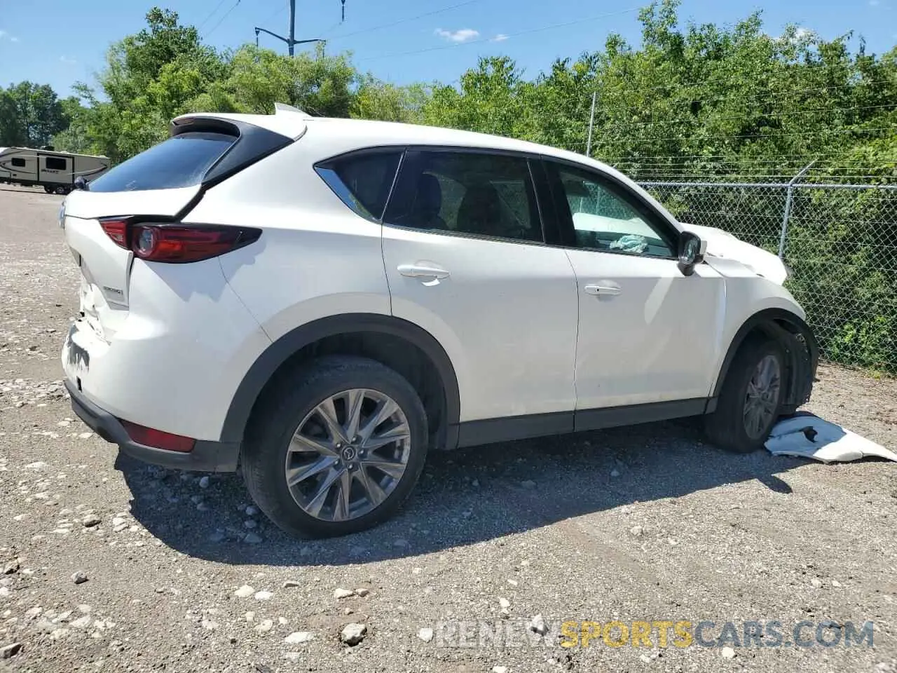 3 Photograph of a damaged car JM3KFADM3M1329809 MAZDA CX-5 2021