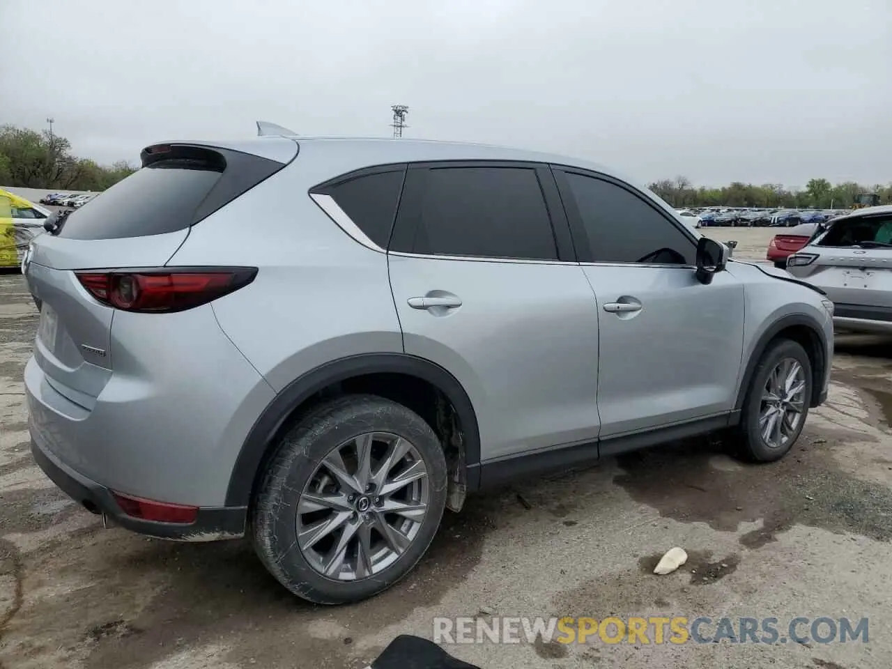 3 Photograph of a damaged car JM3KFADM4M0387532 MAZDA CX-5 2021