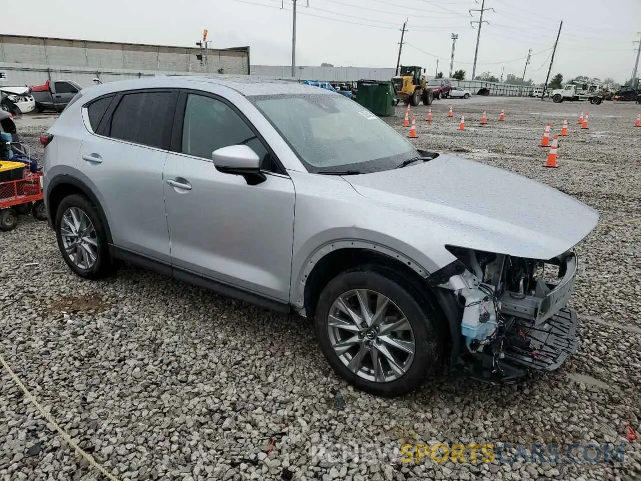 4 Photograph of a damaged car JM3KFADM4M1317376 MAZDA CX-5 2021