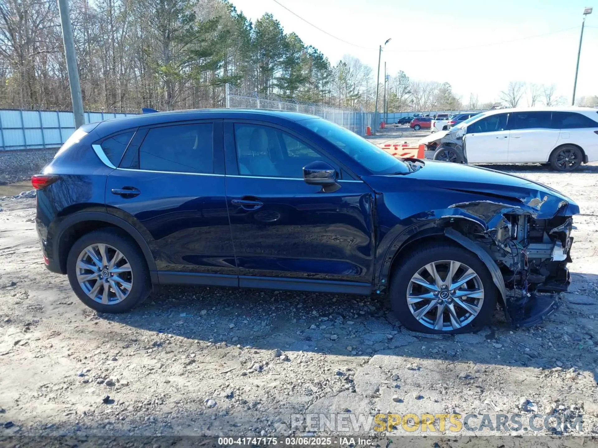 13 Photograph of a damaged car JM3KFADM5M0428279 MAZDA CX-5 2021