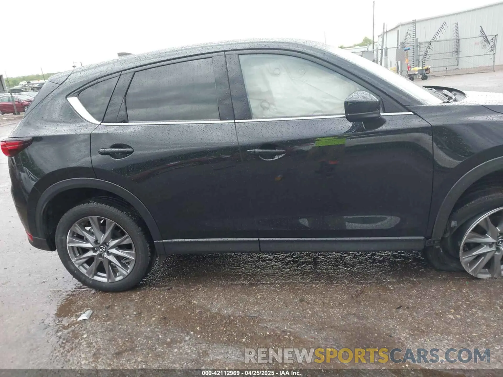 13 Photograph of a damaged car JM3KFADM7M0479475 MAZDA CX-5 2021