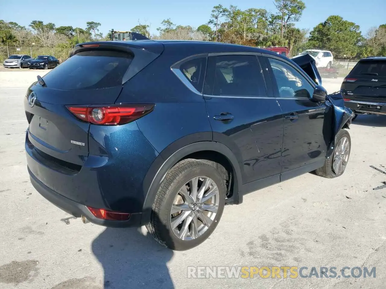3 Photograph of a damaged car JM3KFADM9M0401778 MAZDA CX-5 2021
