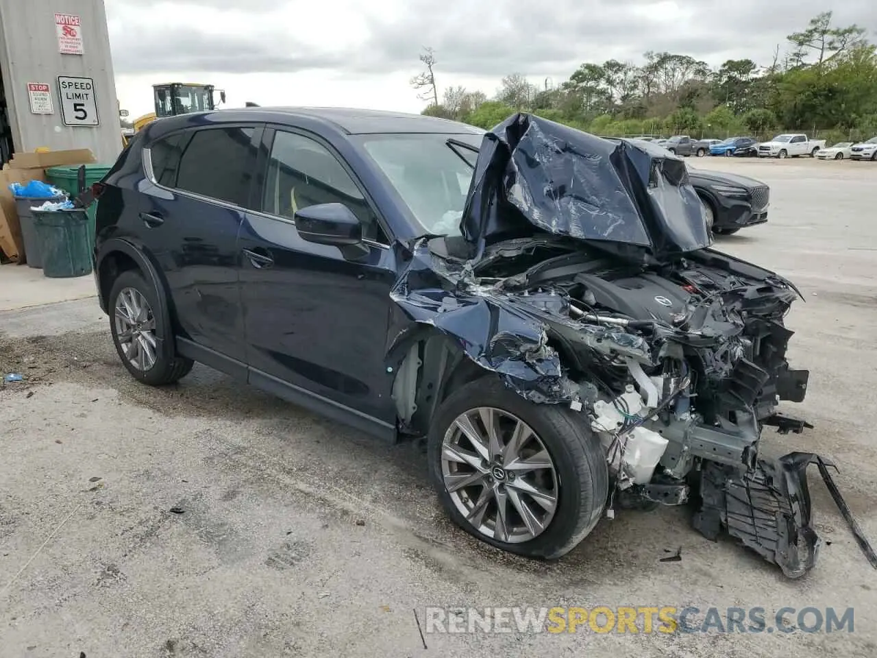 4 Photograph of a damaged car JM3KFADM9M0401778 MAZDA CX-5 2021