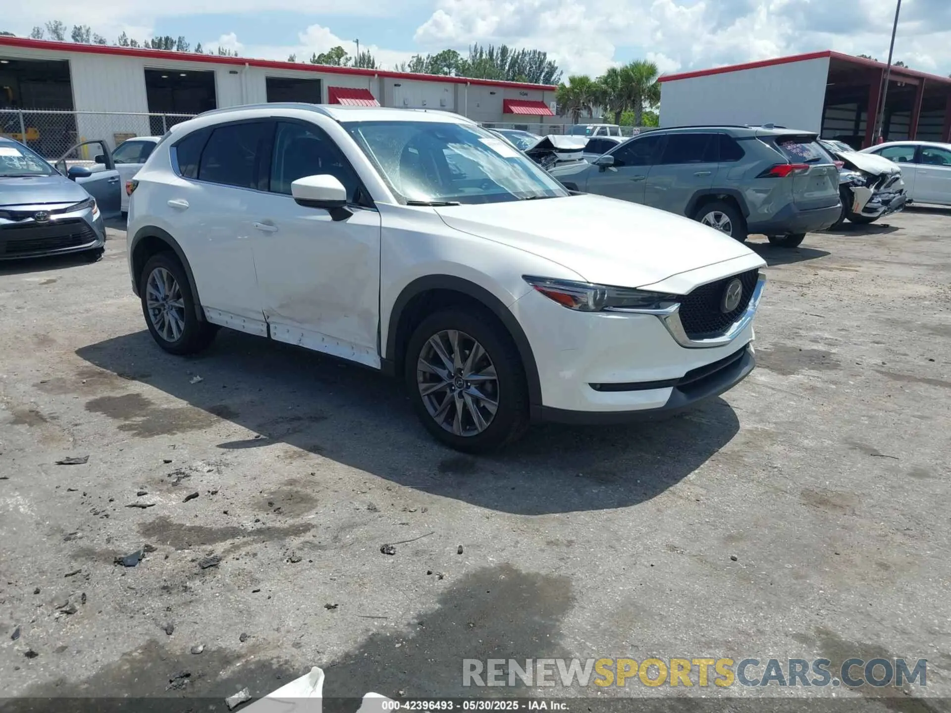 1 Photograph of a damaged car JM3KFADM9M0471104 MAZDA CX-5 2021