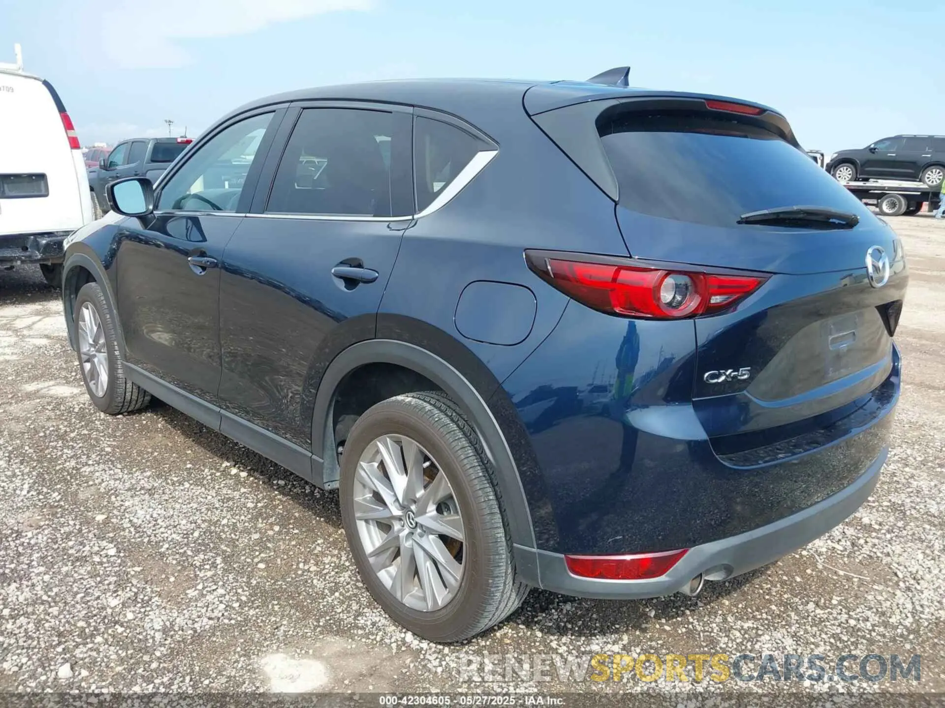 3 Photograph of a damaged car JM3KFADMXM1321545 MAZDA CX-5 2021