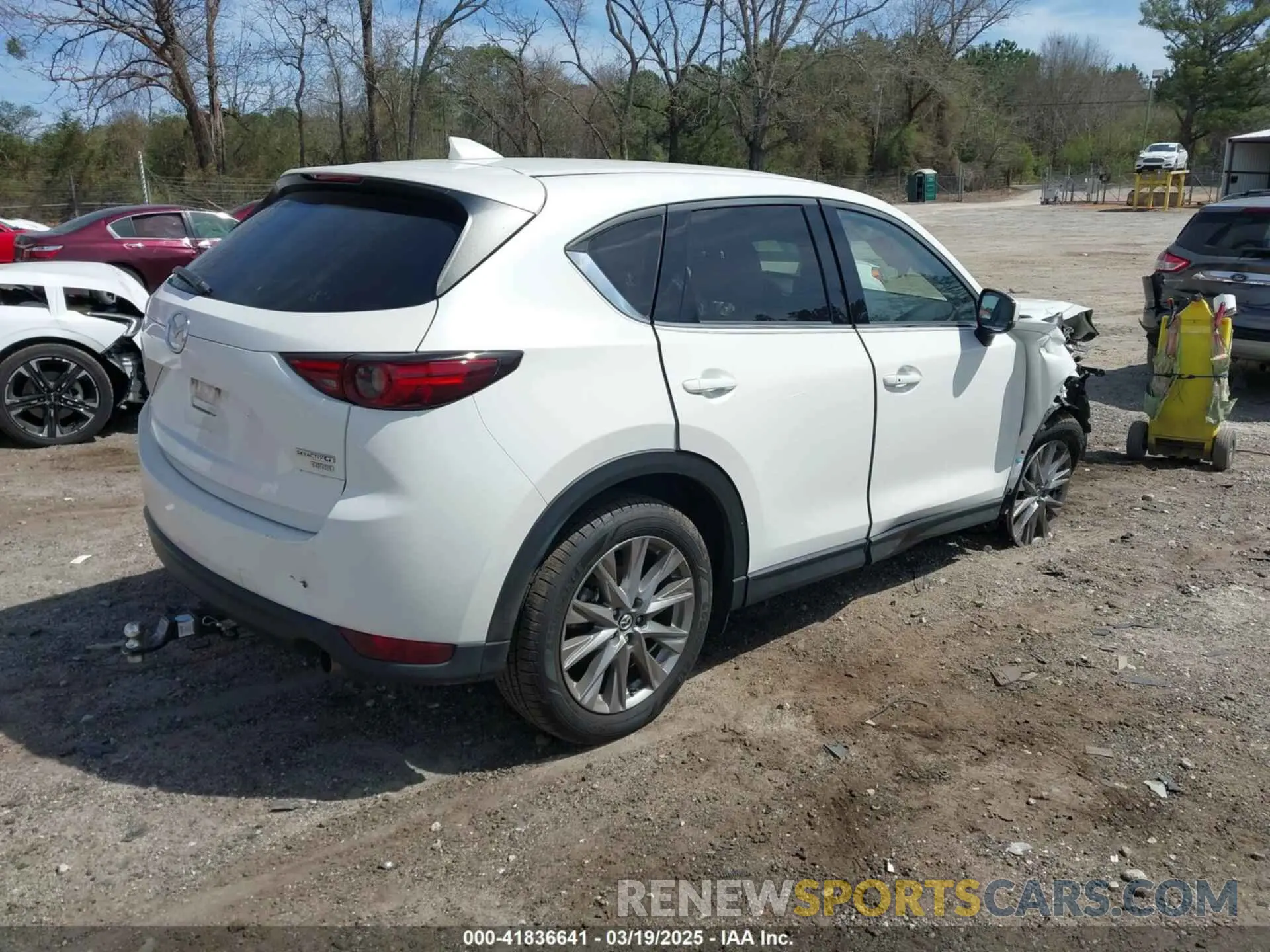 4 Photograph of a damaged car JM3KFBAY2M0452651 MAZDA CX-5 2021