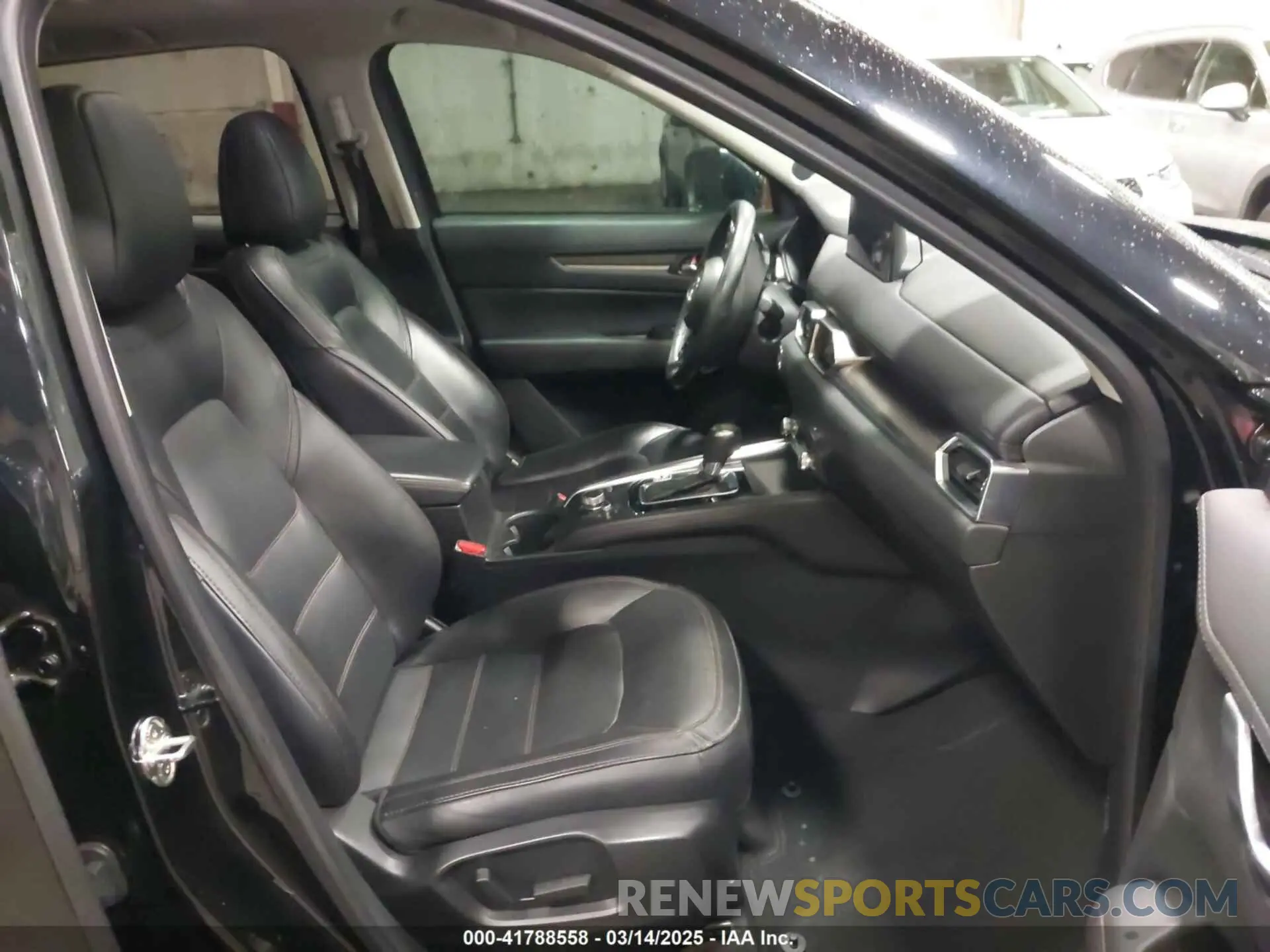 5 Photograph of a damaged car JM3KFBAY5M0412046 MAZDA CX-5 2021