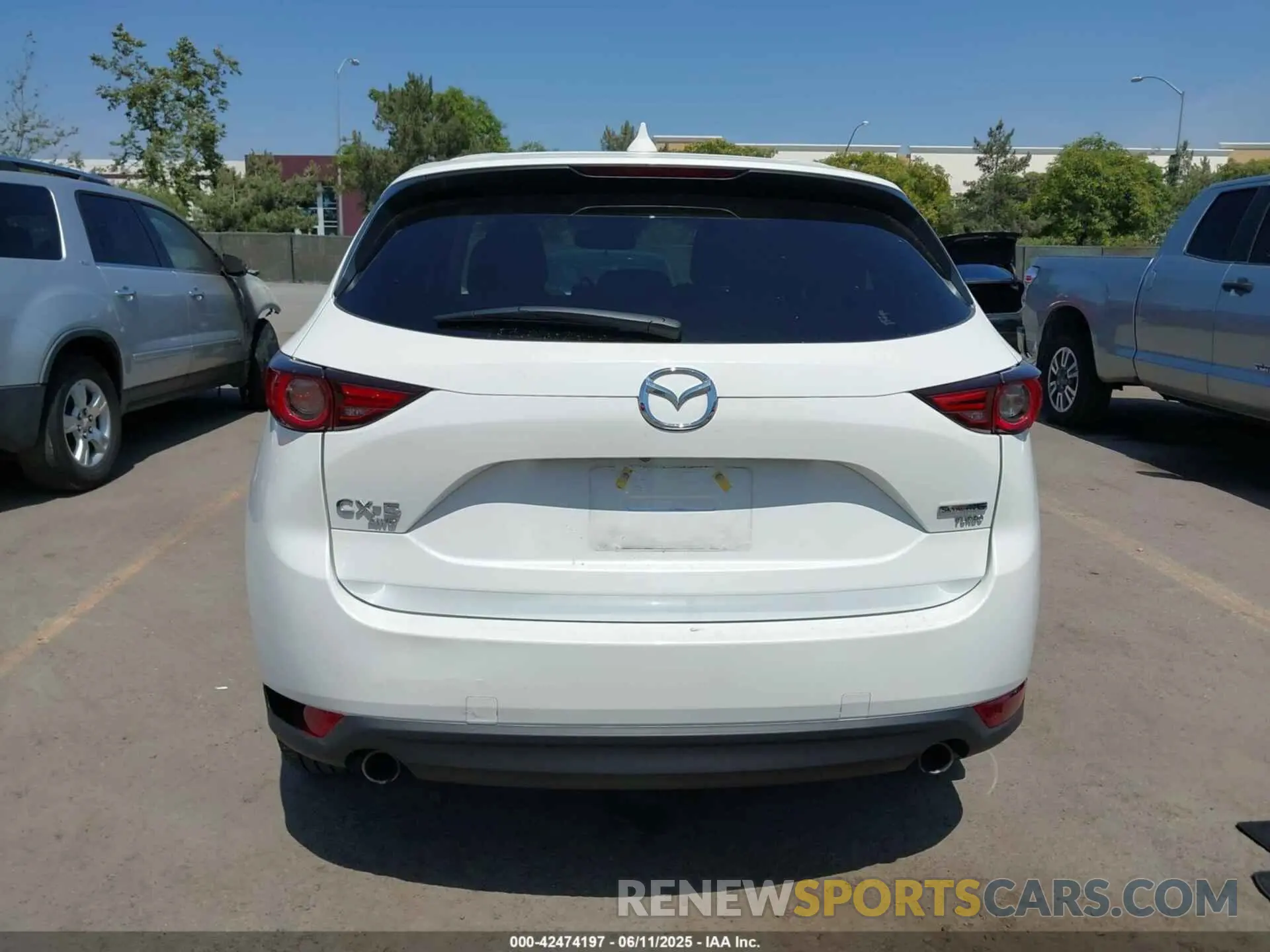 16 Photograph of a damaged car JM3KFBAYXM0405710 MAZDA CX-5 2021