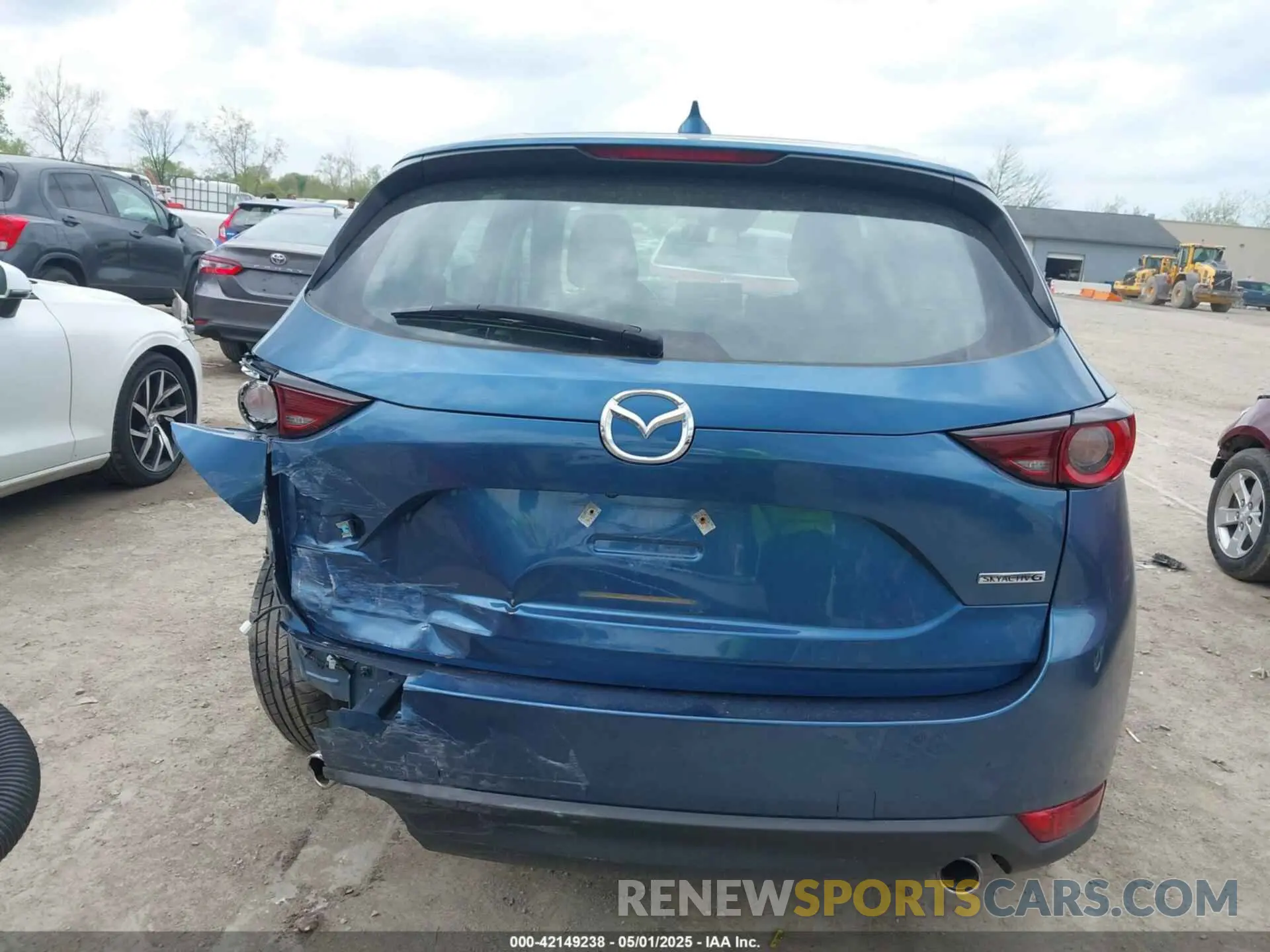 17 Photograph of a damaged car JM3KFBBM8M0353831 MAZDA CX-5 2021