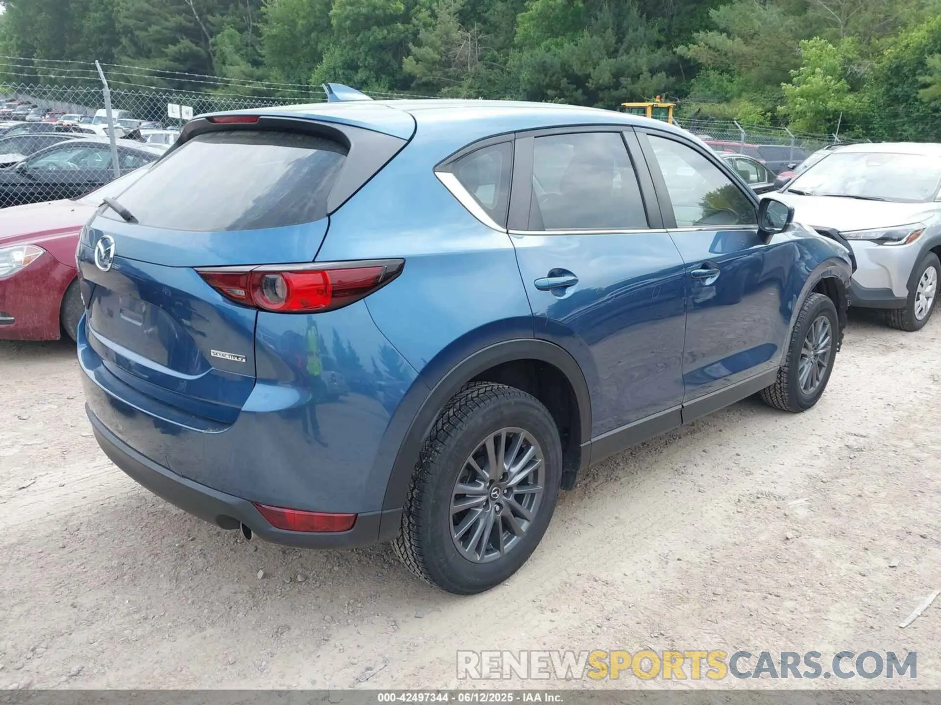 4 Photograph of a damaged car JM3KFBBM8M0358060 MAZDA CX-5 2021