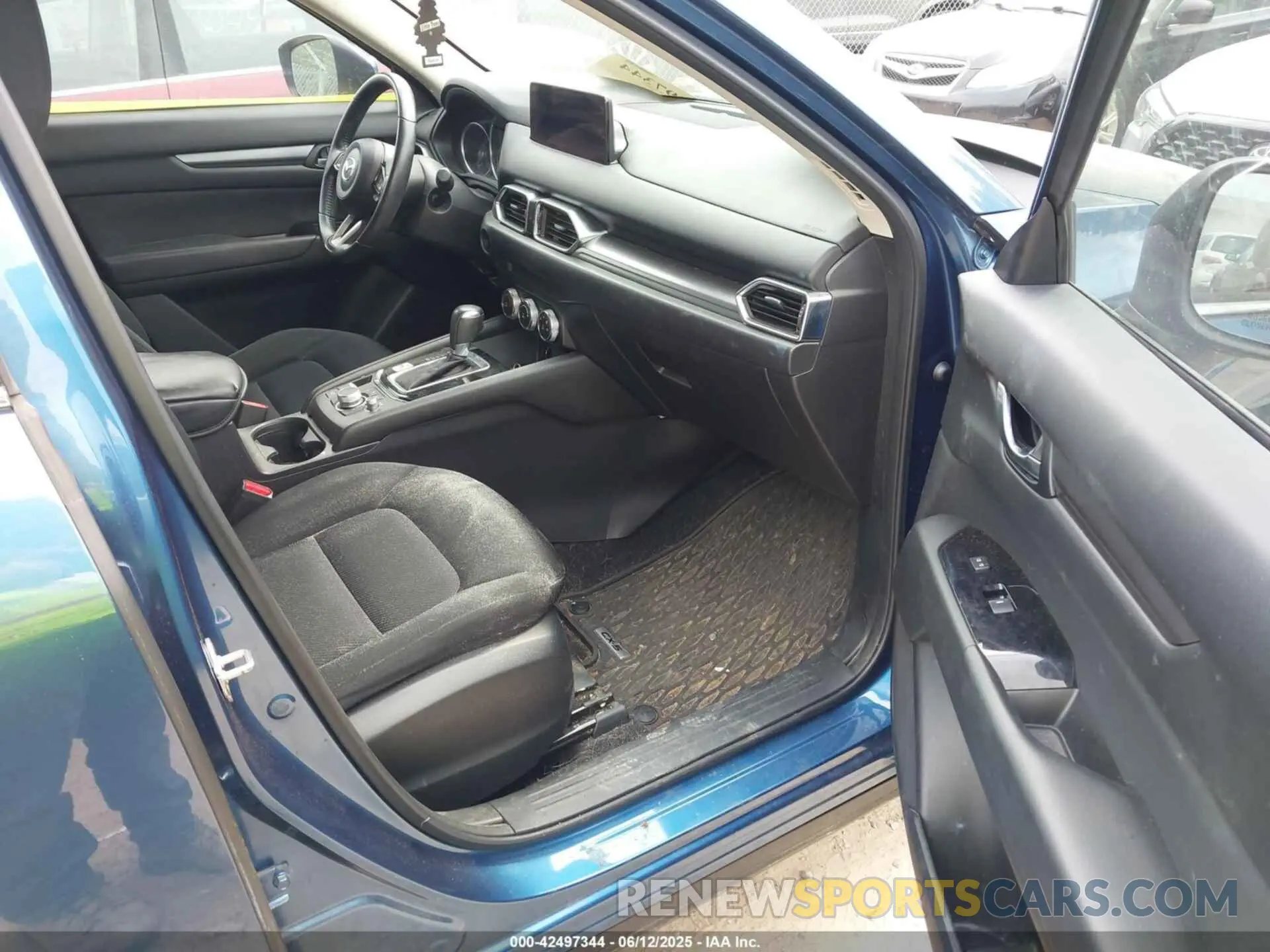 5 Photograph of a damaged car JM3KFBBM8M0358060 MAZDA CX-5 2021