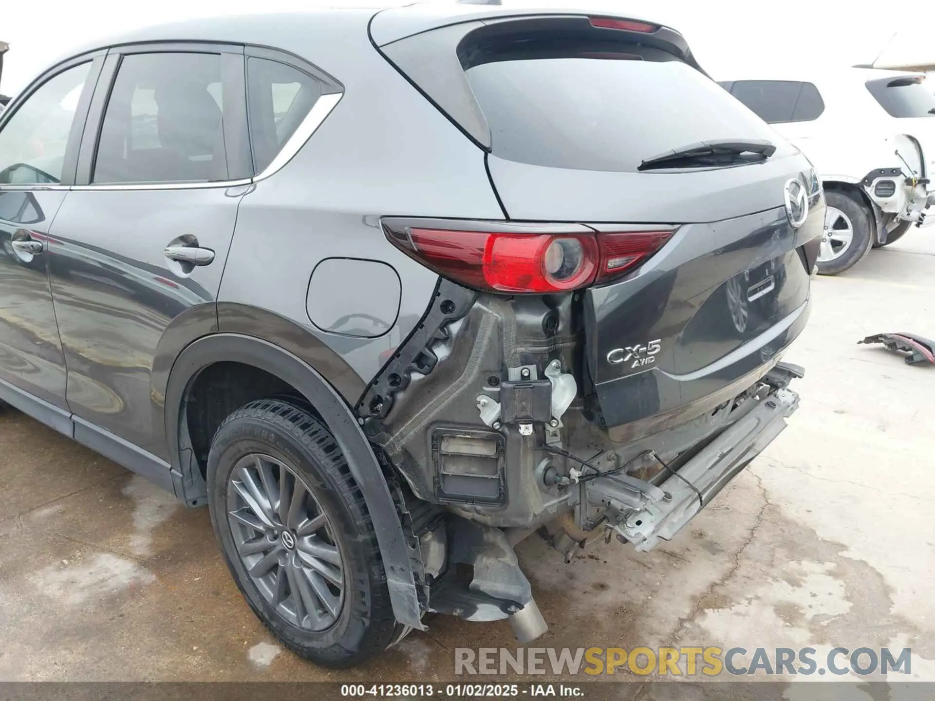 18 Photograph of a damaged car JM3KFBCM0M0342210 MAZDA CX-5 2021