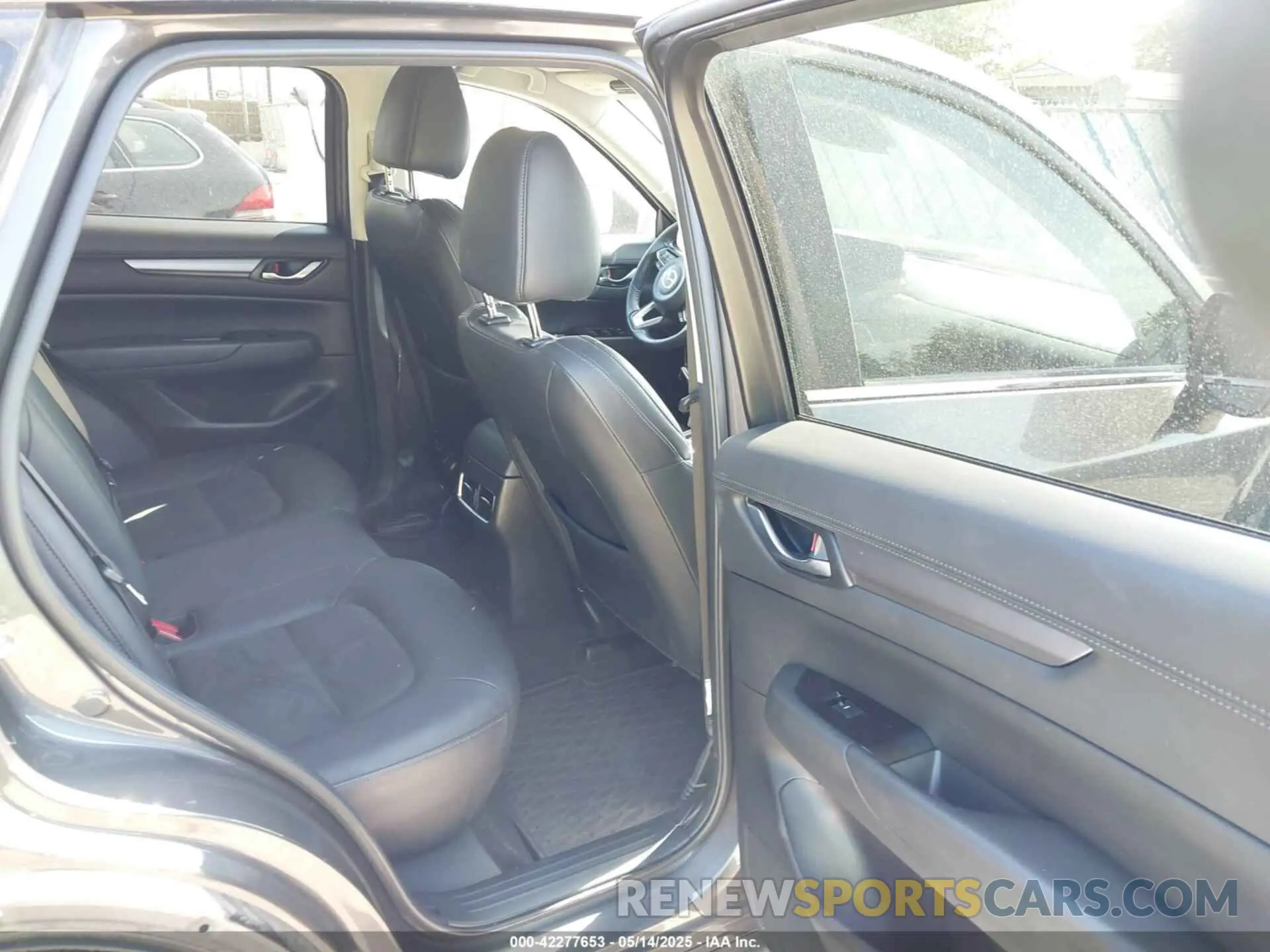 8 Photograph of a damaged car JM3KFBCM0M1307709 MAZDA CX-5 2021