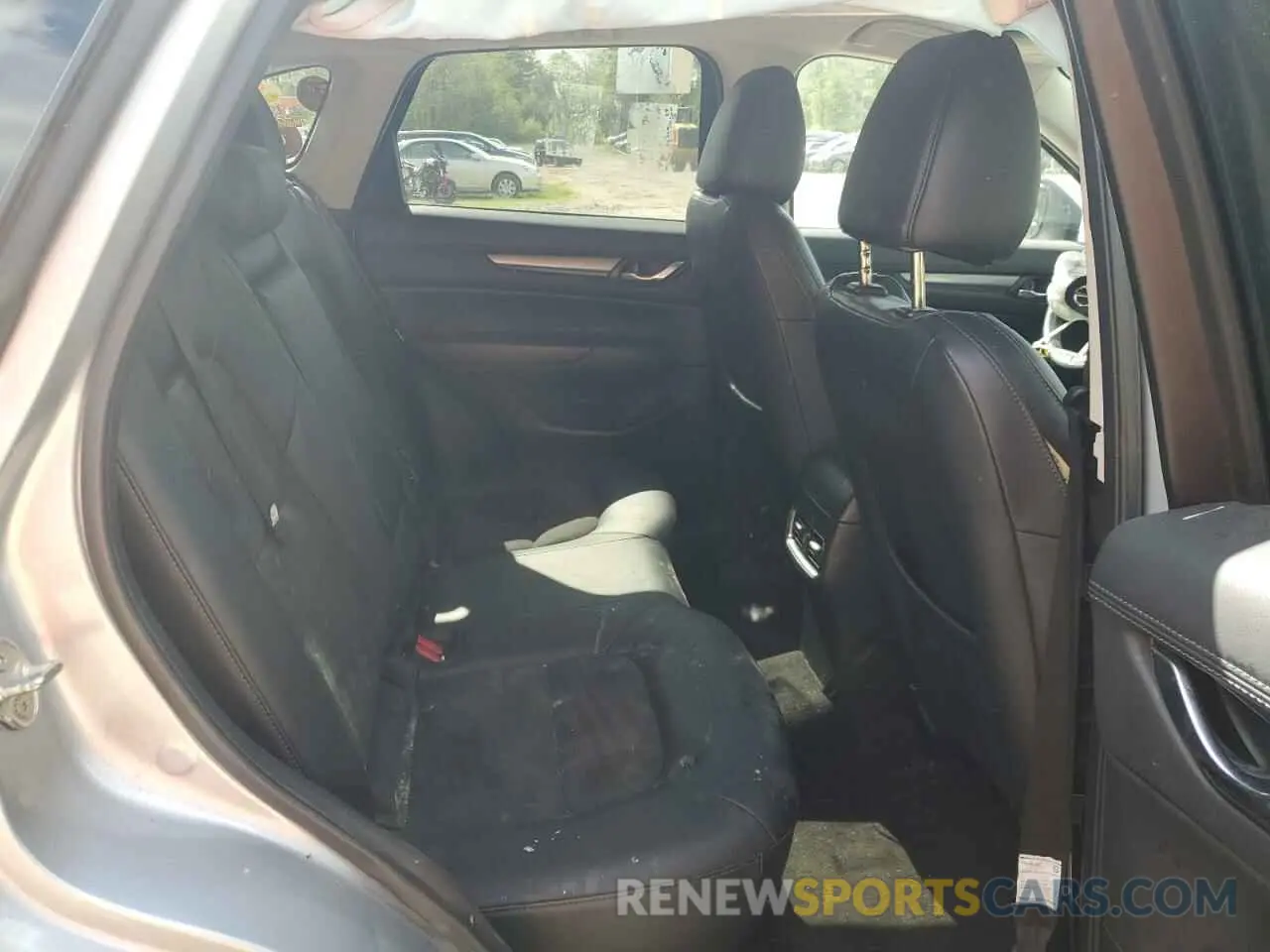 11 Photograph of a damaged car JM3KFBCM1M0343804 MAZDA CX-5 2021