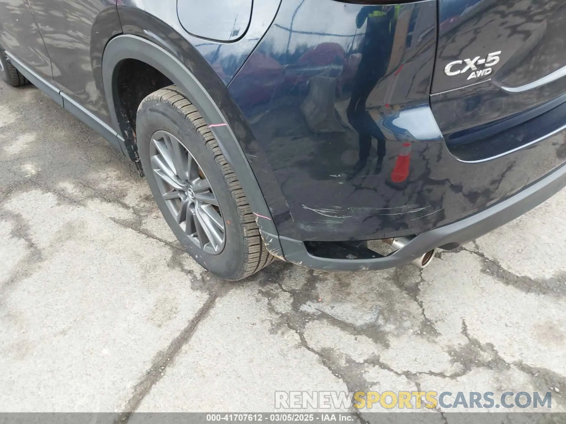 17 Photograph of a damaged car JM3KFBCM7M1380396 MAZDA CX-5 2021